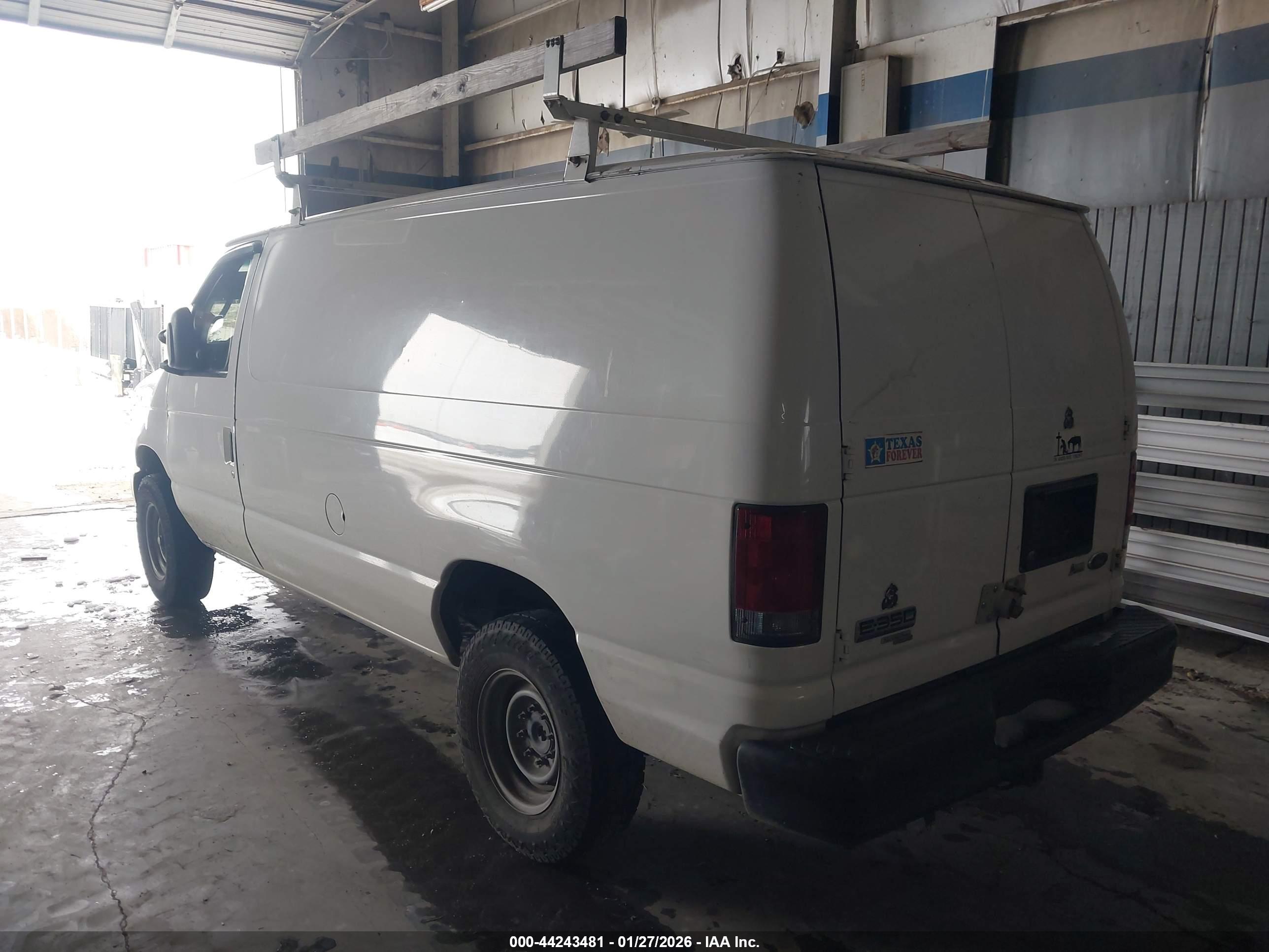 FORD E-350 image 3