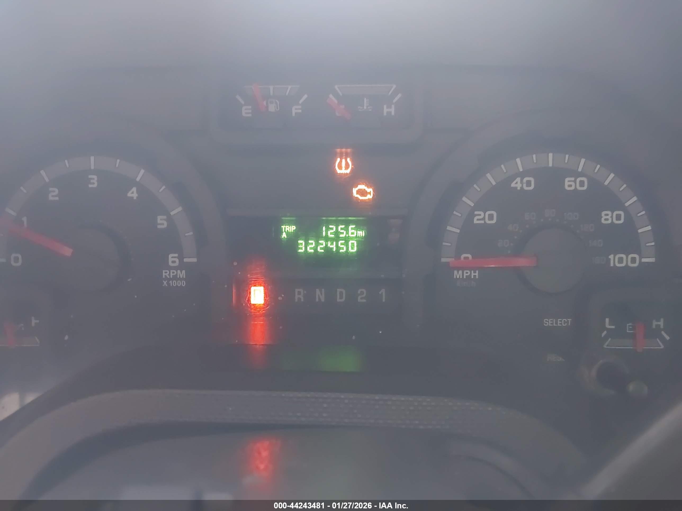 FORD E-350 image 7