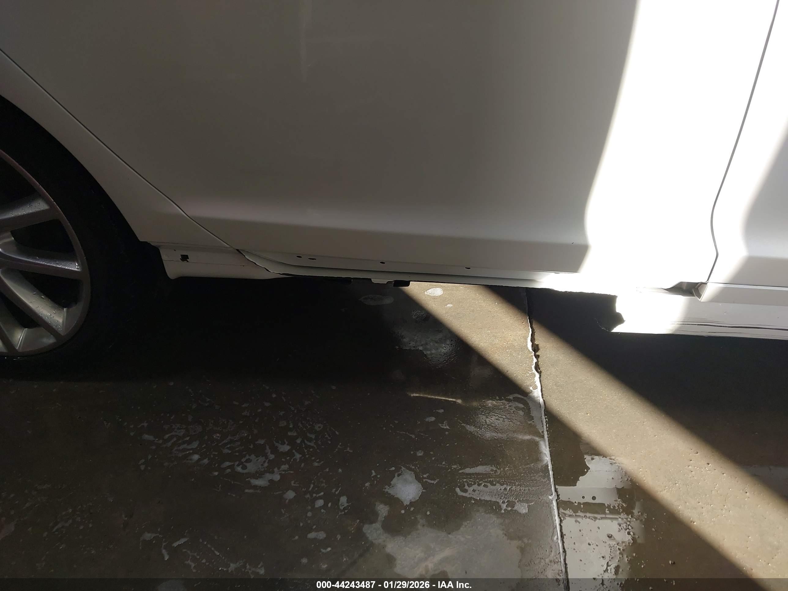 LINCOLN MKZ image 6