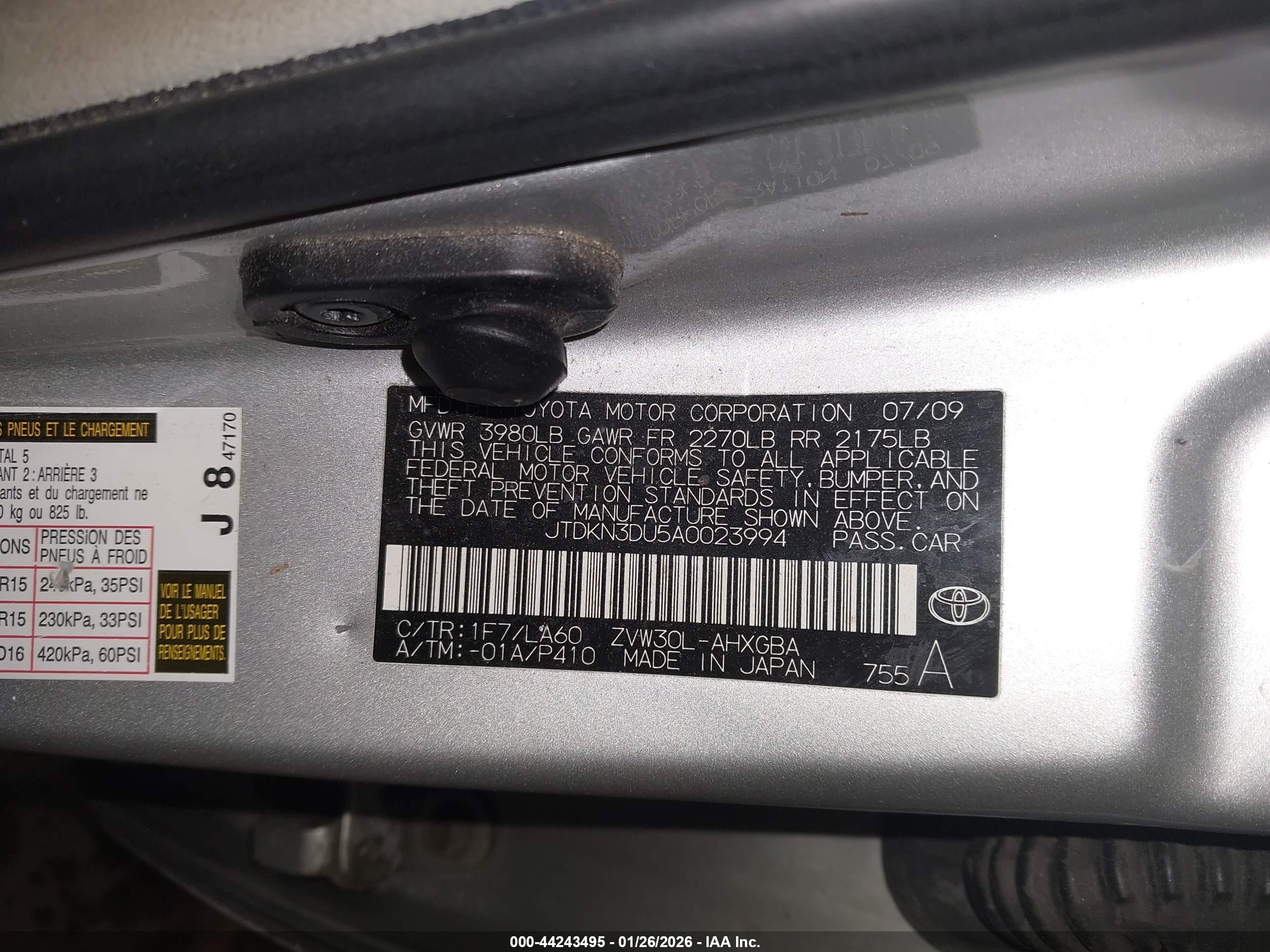 TOYOTA PRIUS image 9