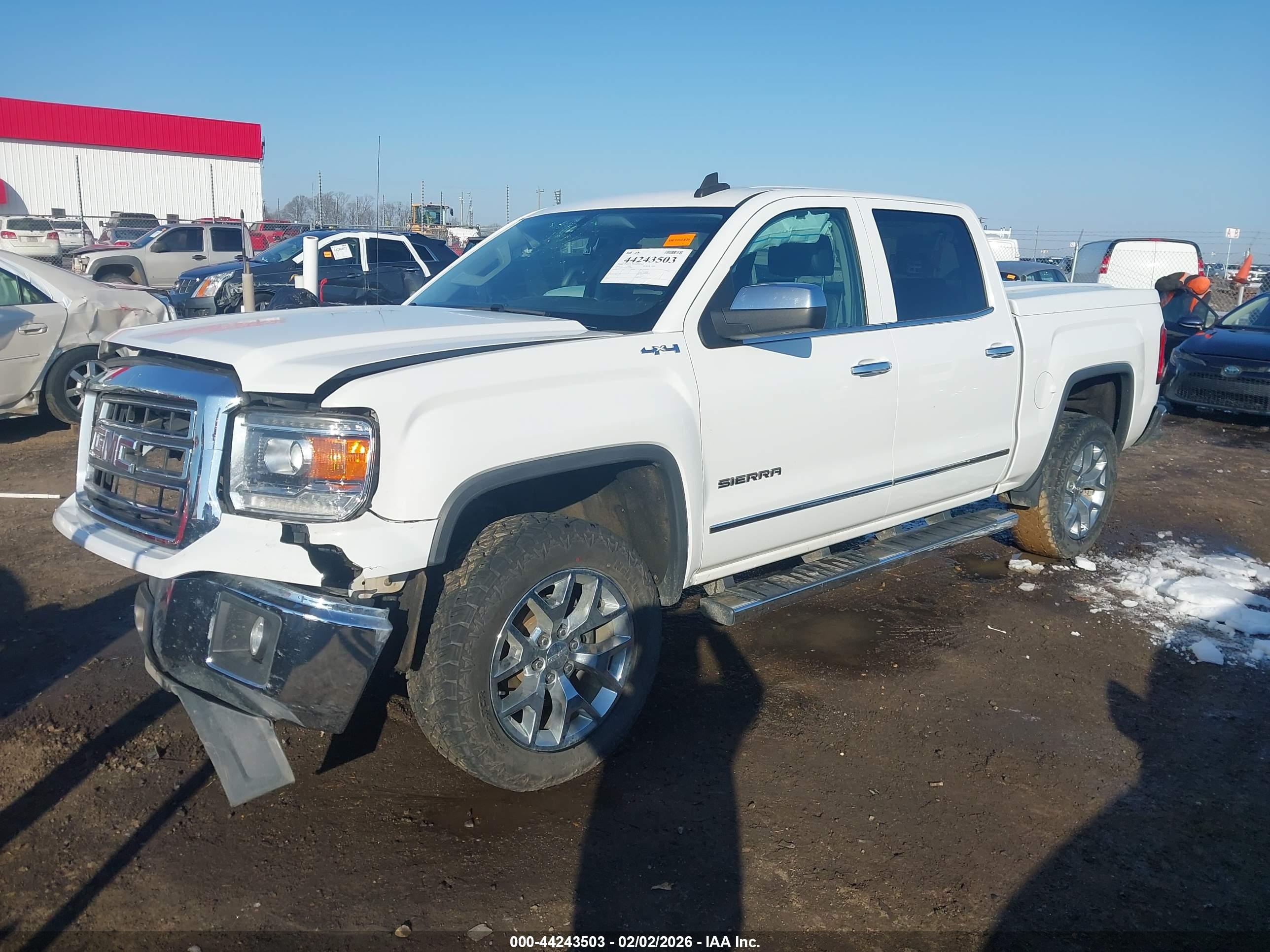 GMC SIERRA image 2