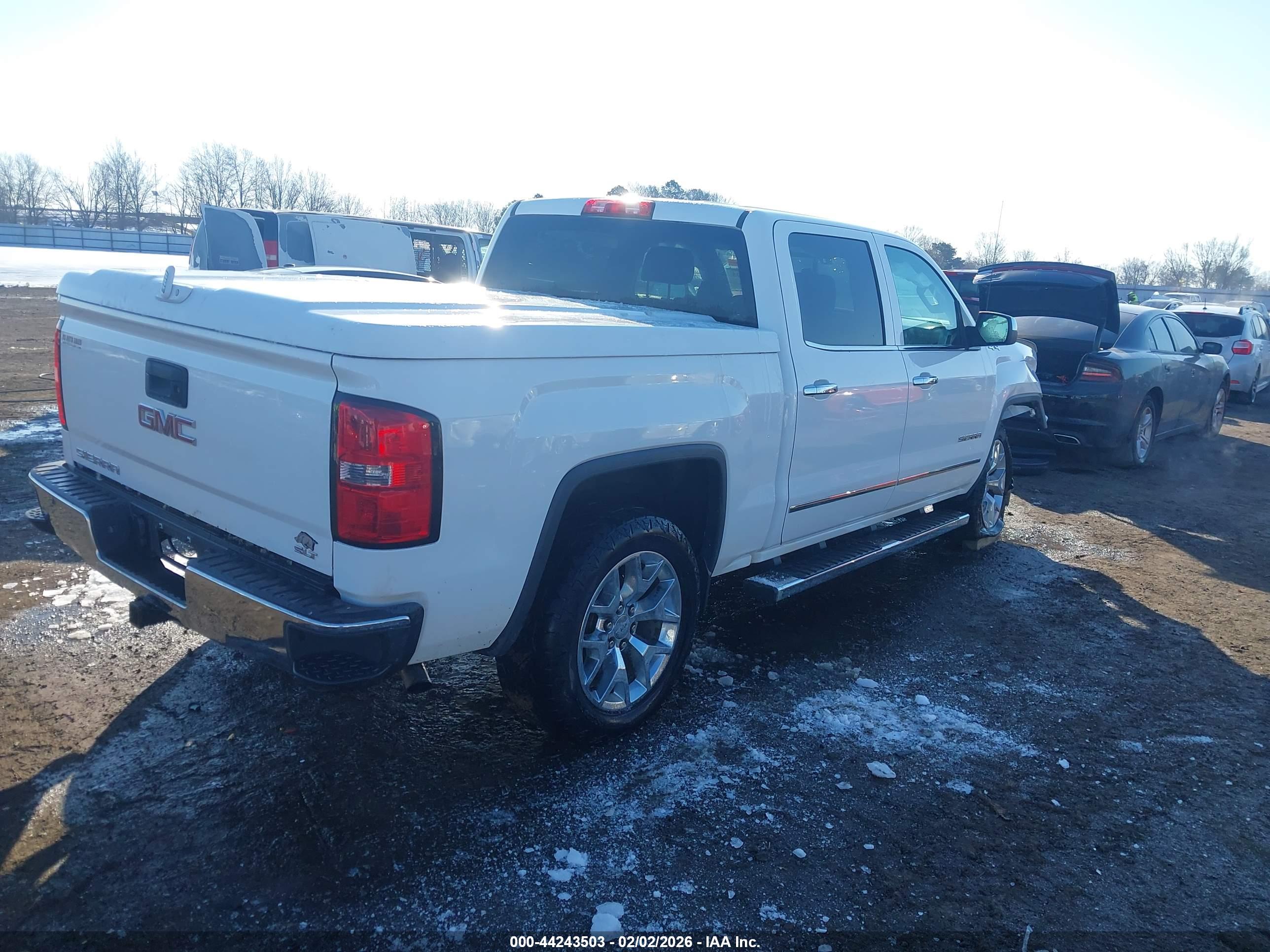 GMC SIERRA image 4