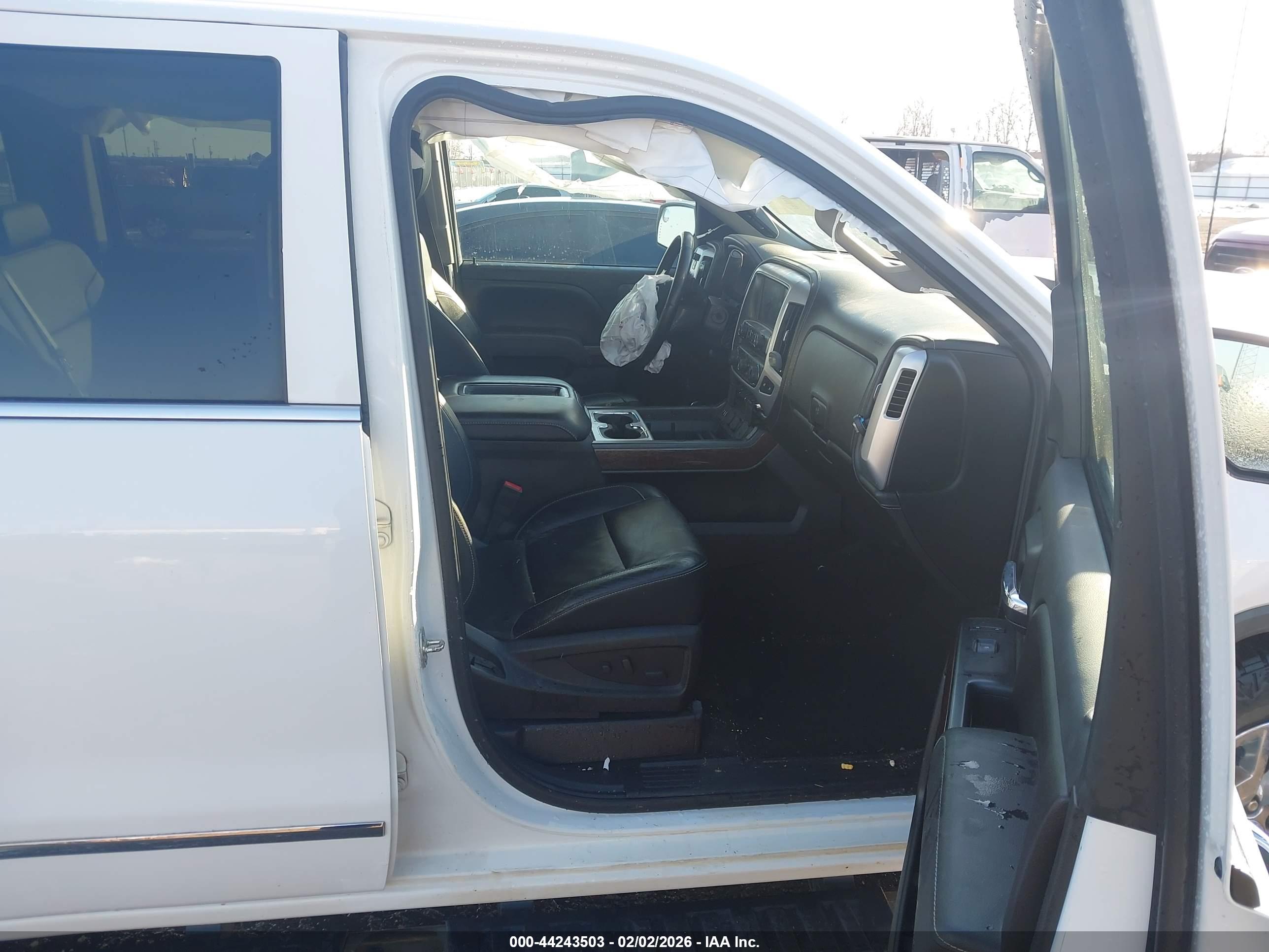 GMC SIERRA image 5