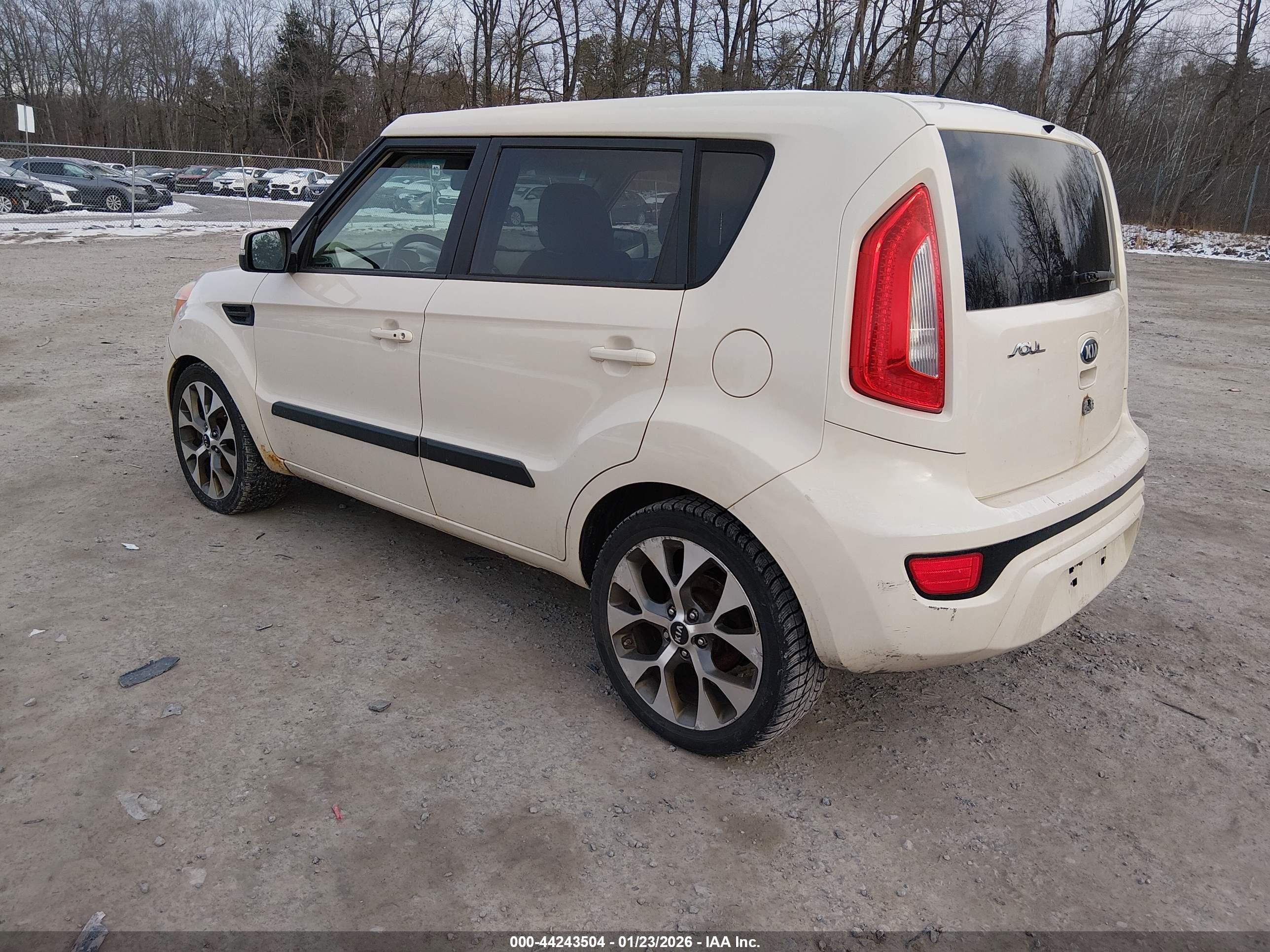 KIA SOUL image 3