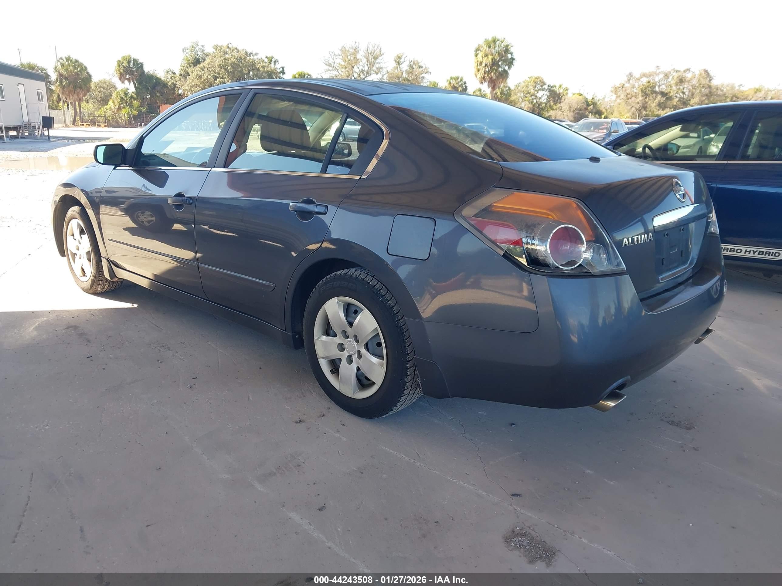 NISSAN ALTIMA image 3
