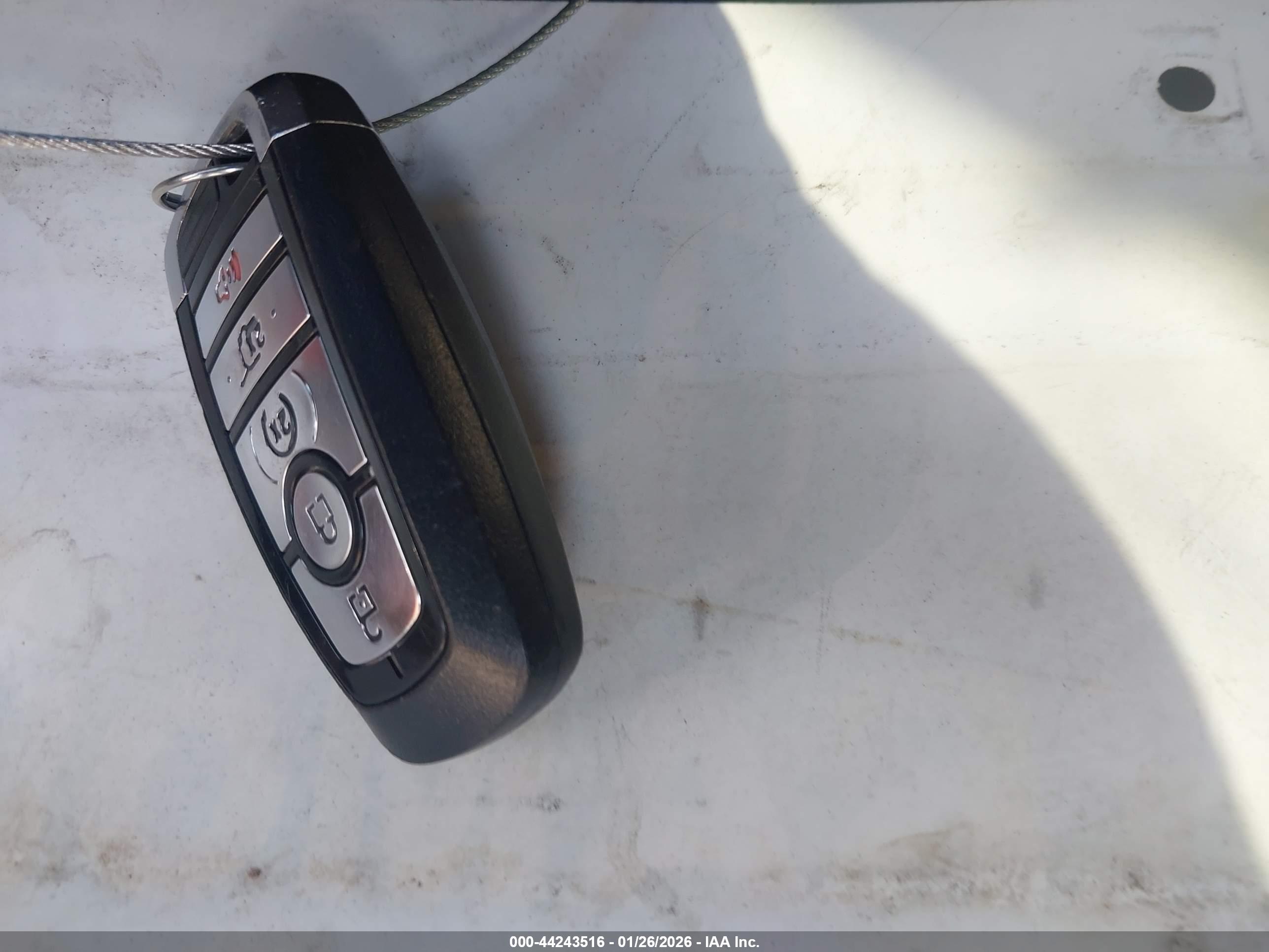 FORD EXPLORER image 11