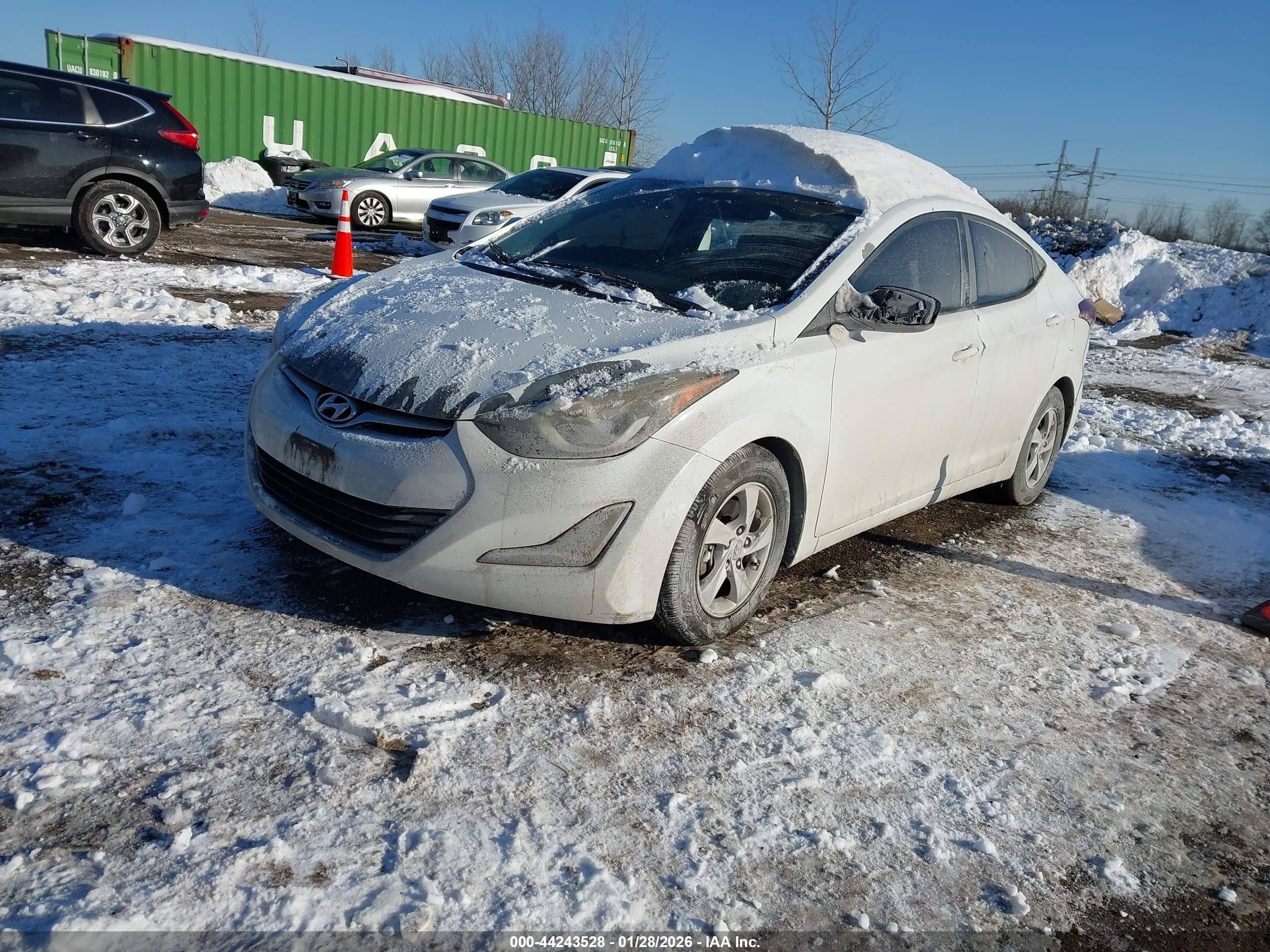 HYUNDAI ELANTRA image 2
