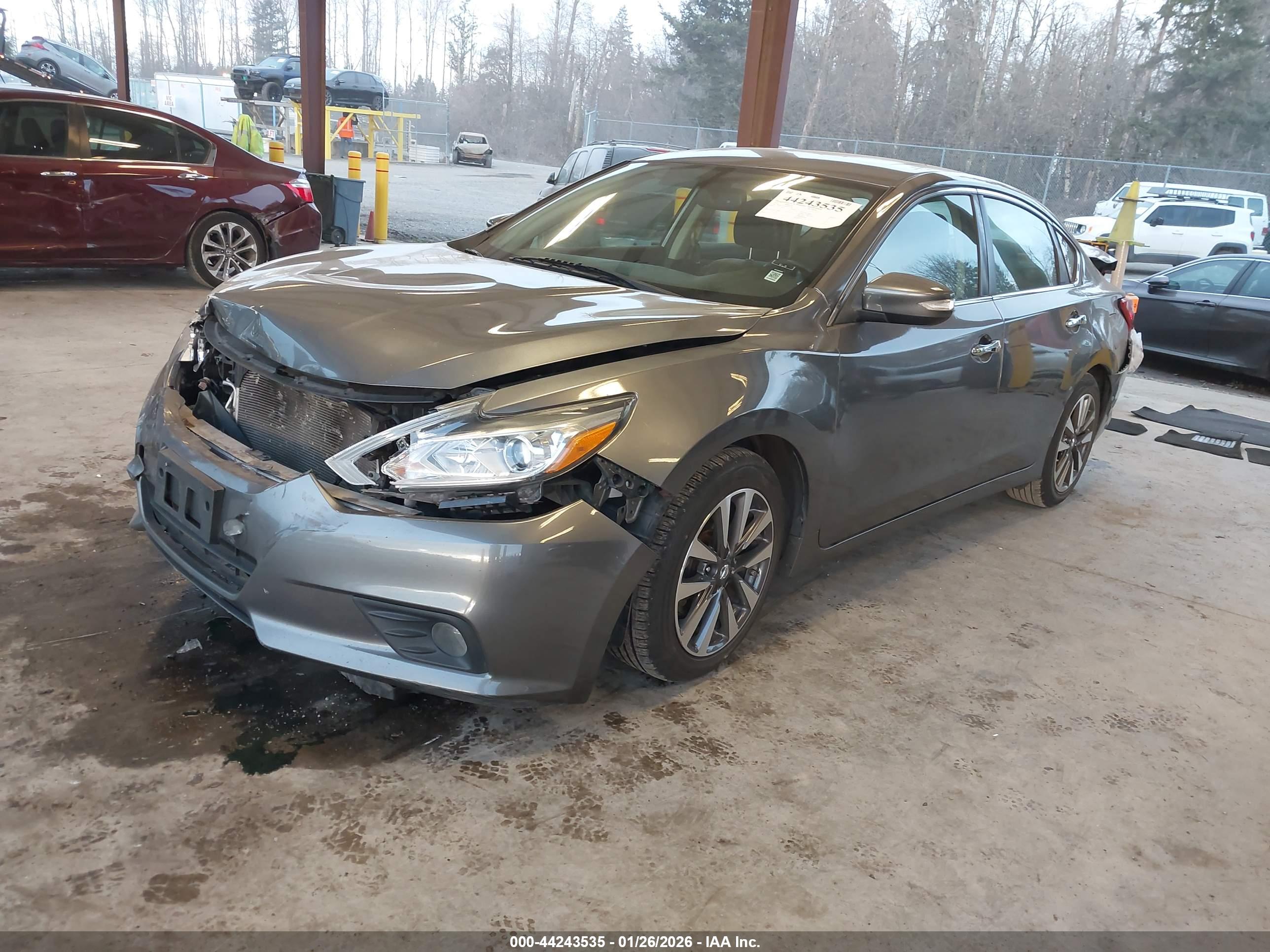 NISSAN ALTIMA image 2