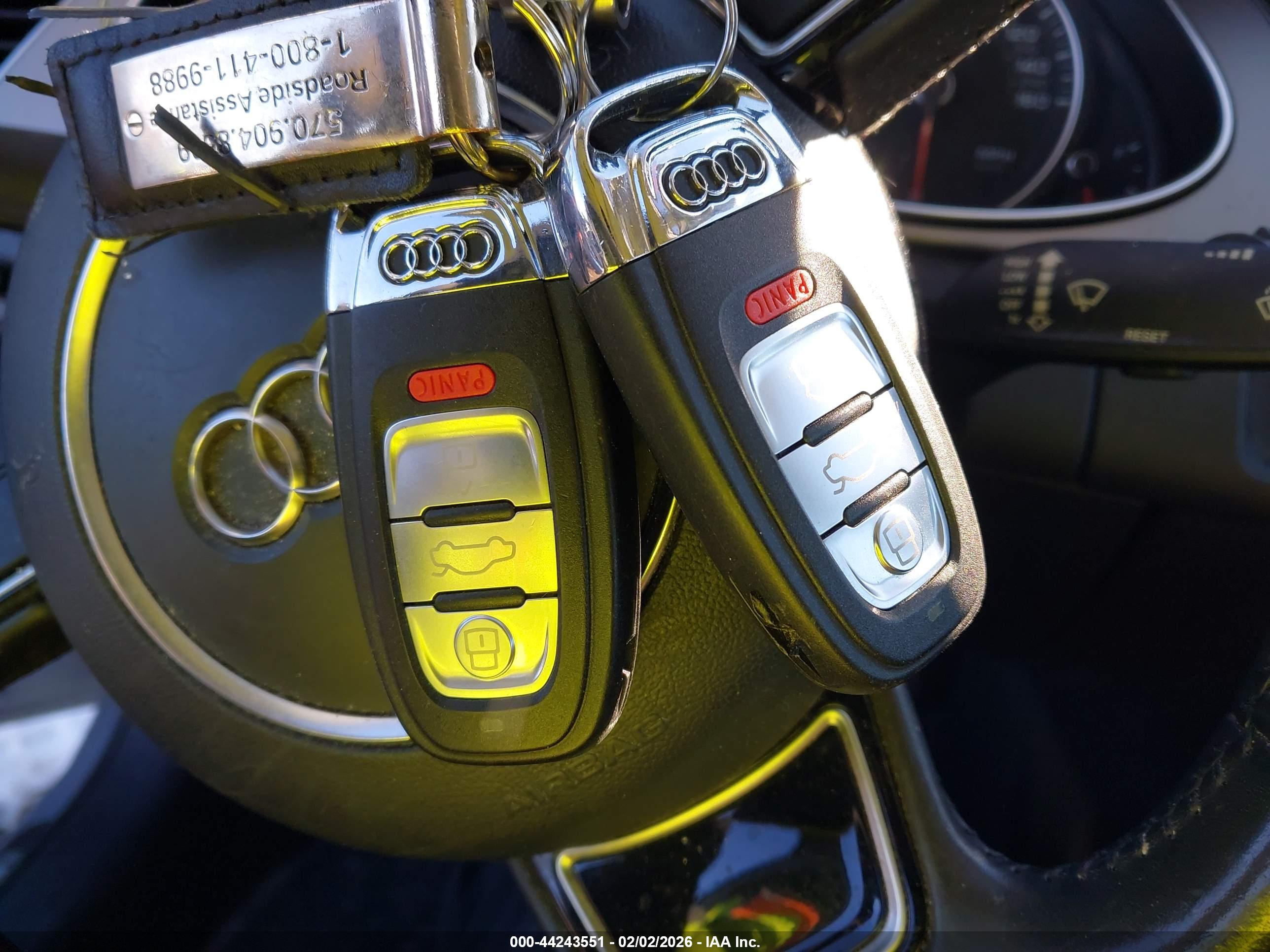 AUDI A4 image 11