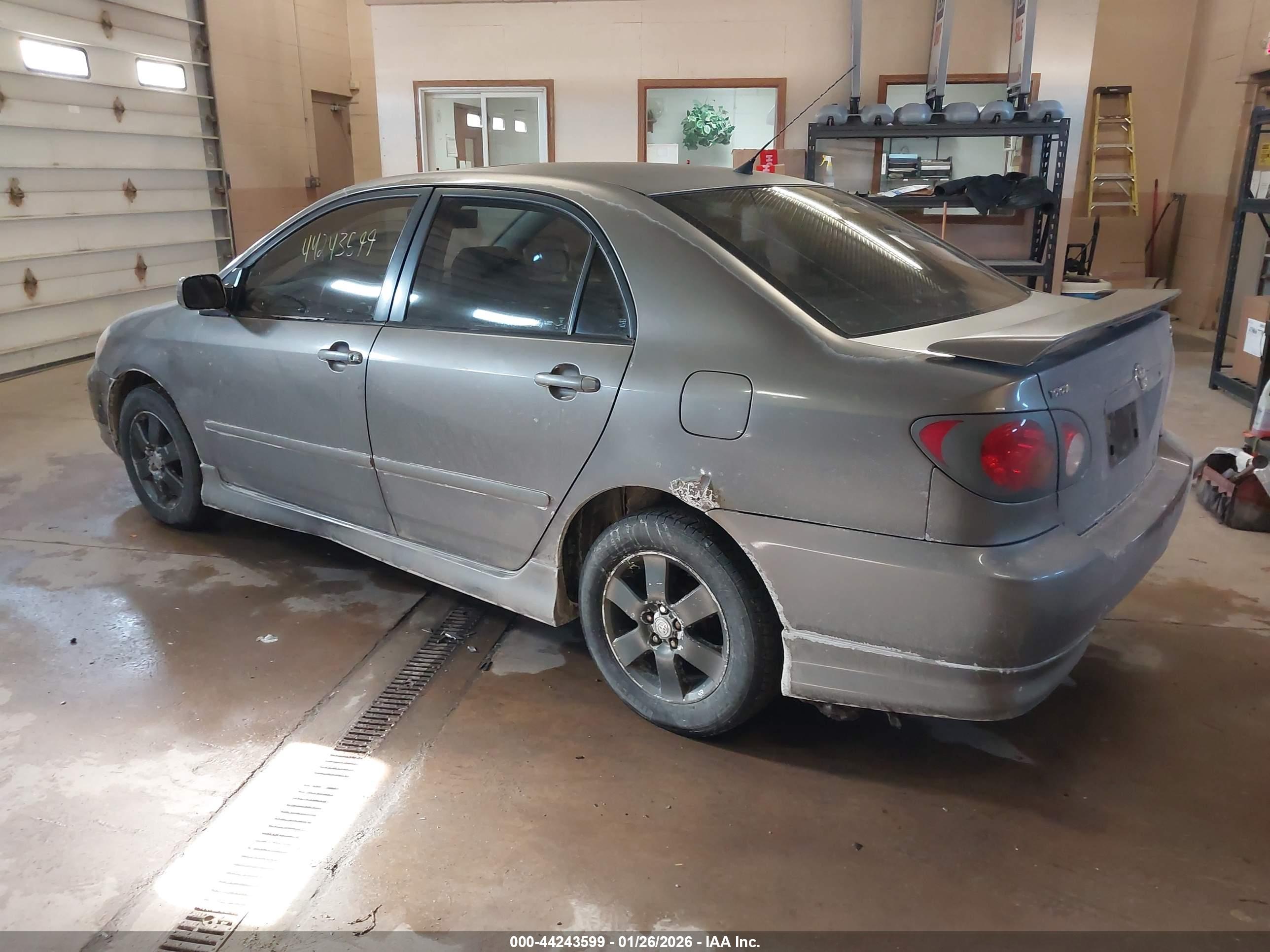TOYOTA COROLLA image 3