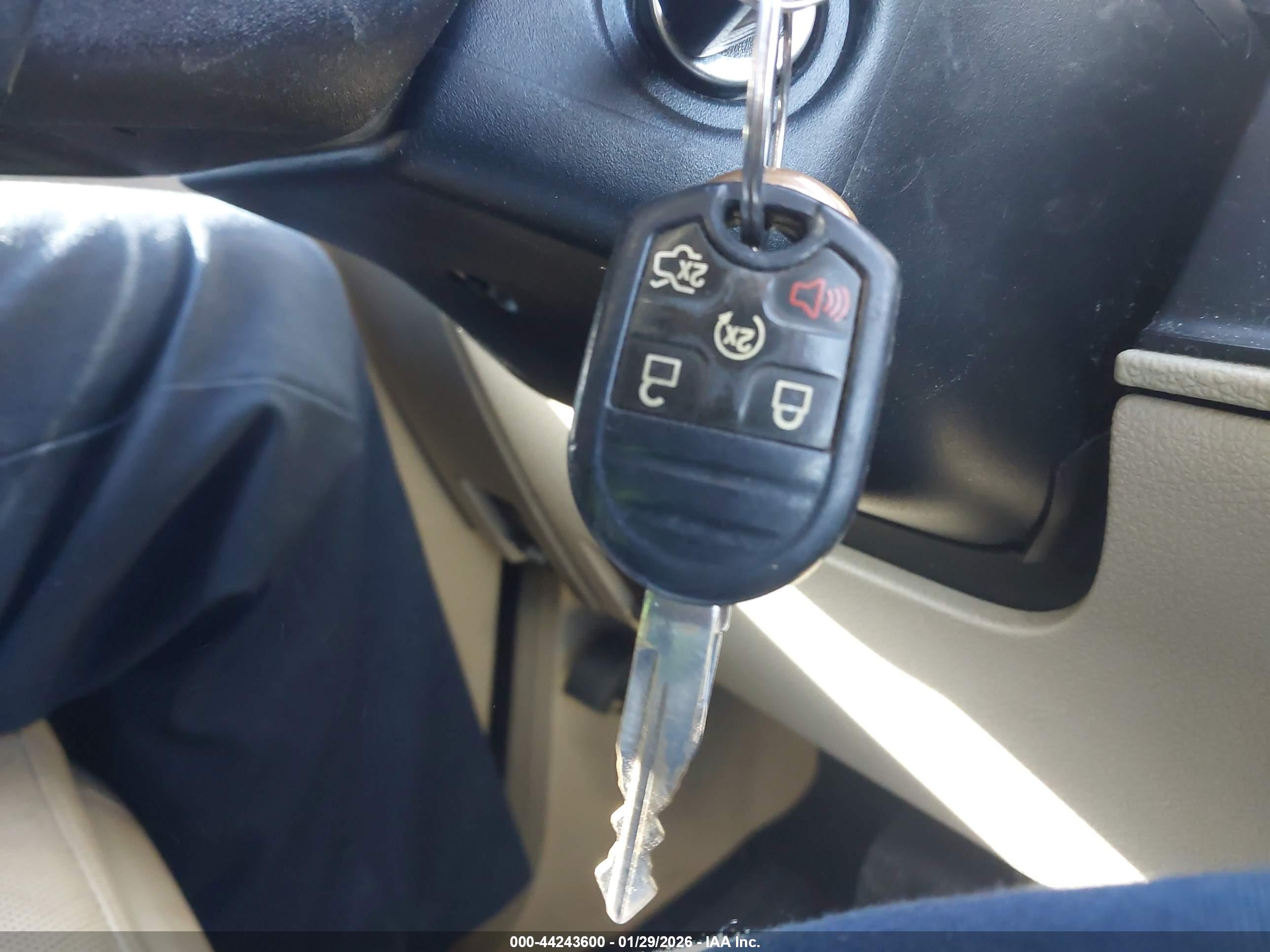 FORD EXPEDITION image 11