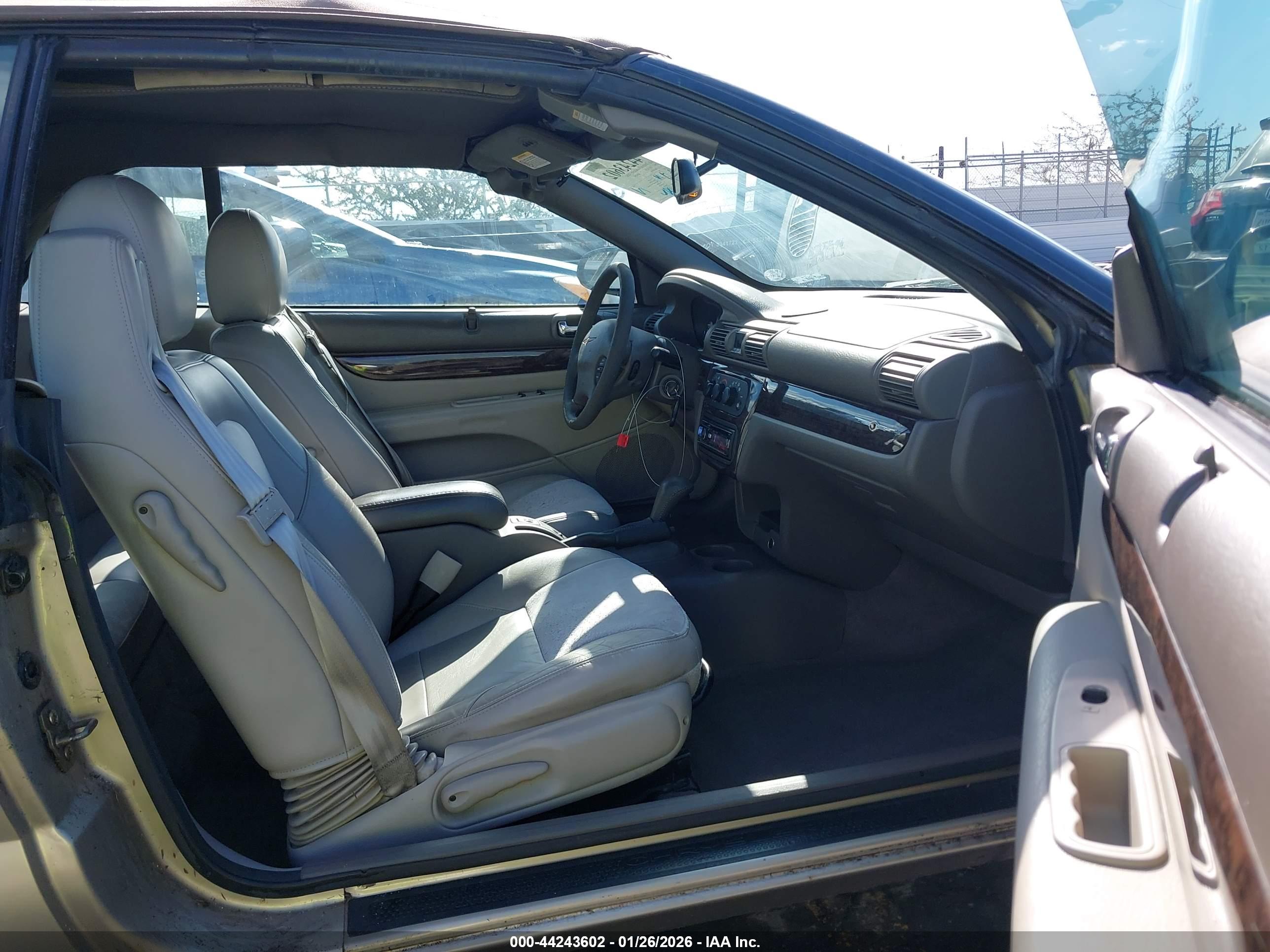 CHRYSLER SEBRING image 5