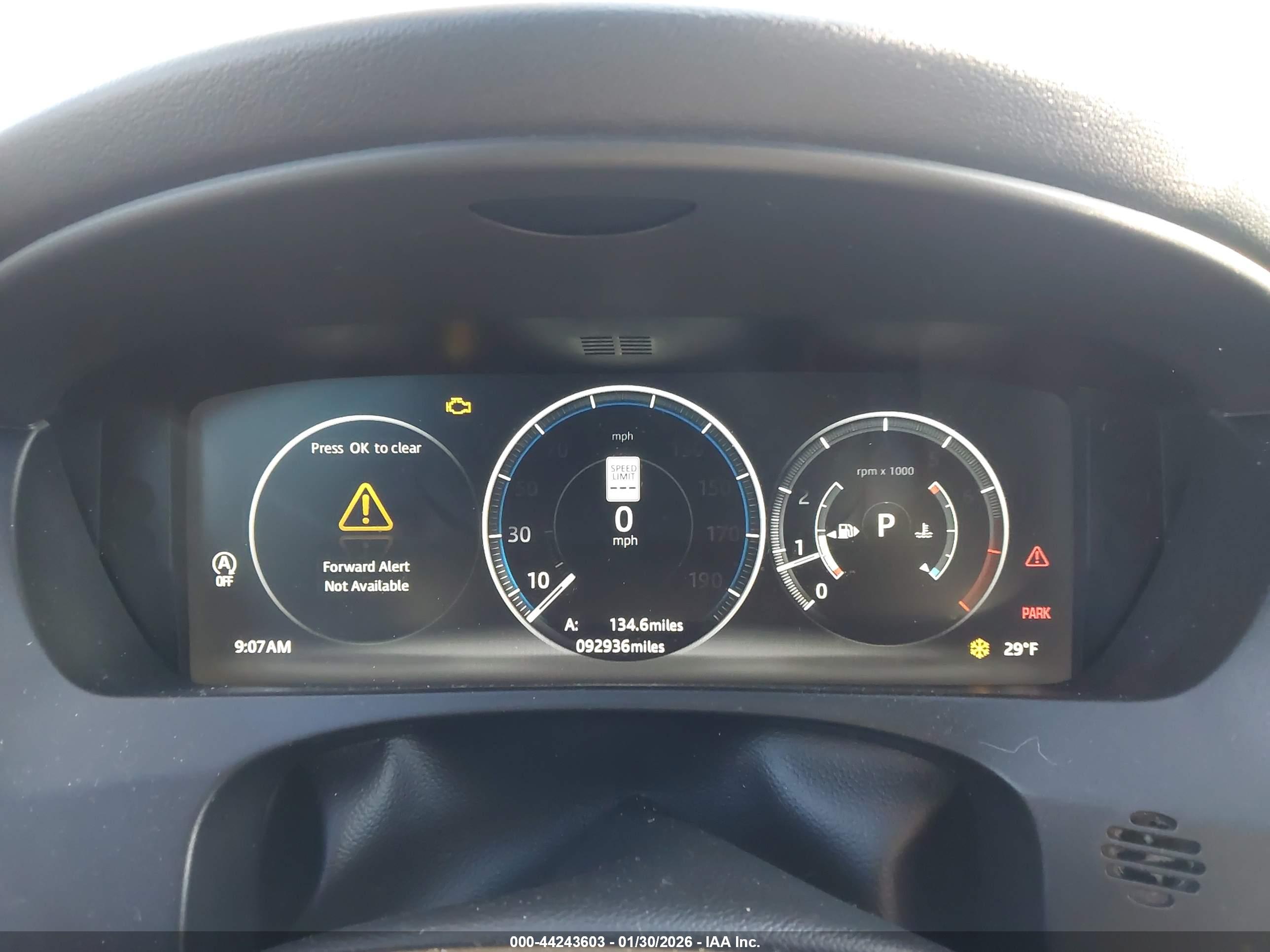 JAGUAR F-PACE image 7