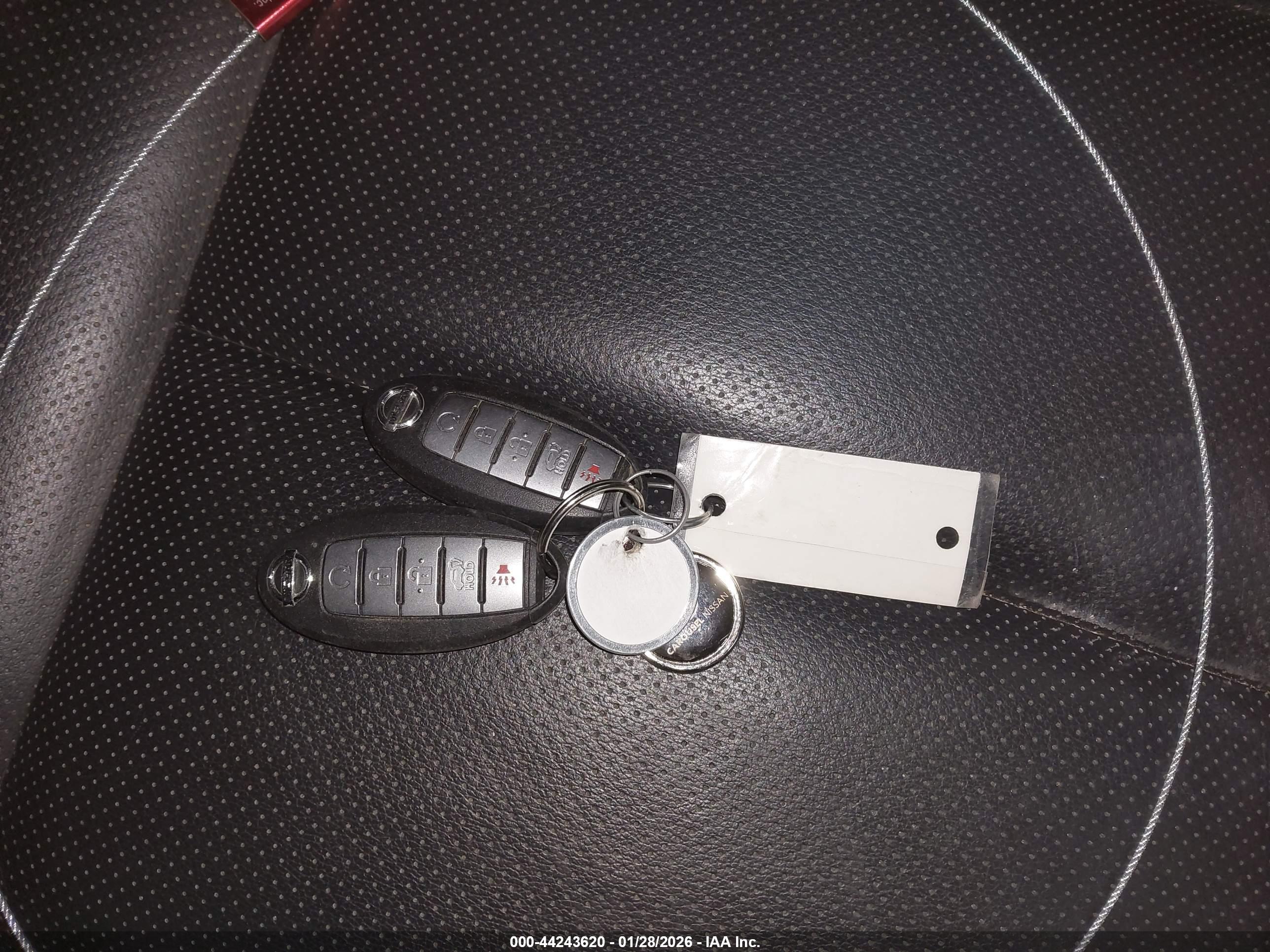 NISSAN MURANO image 11