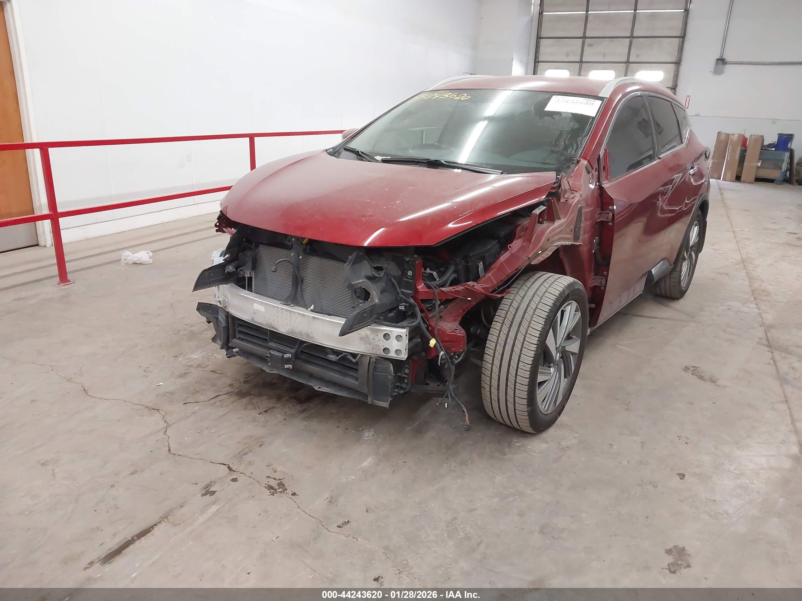 NISSAN MURANO image 2