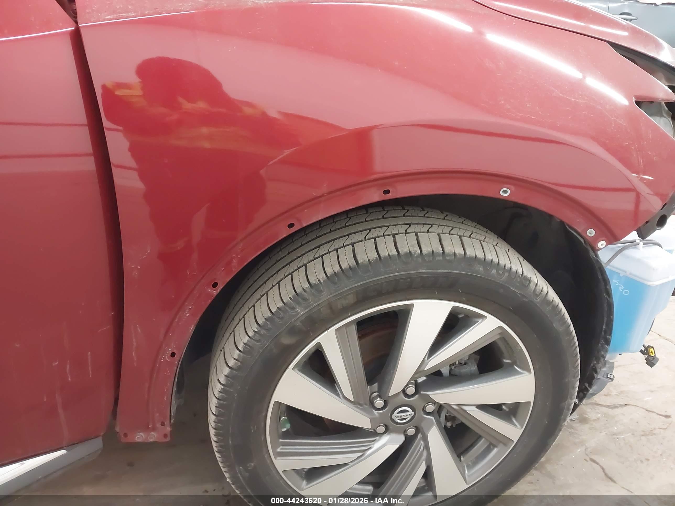 NISSAN MURANO image 6