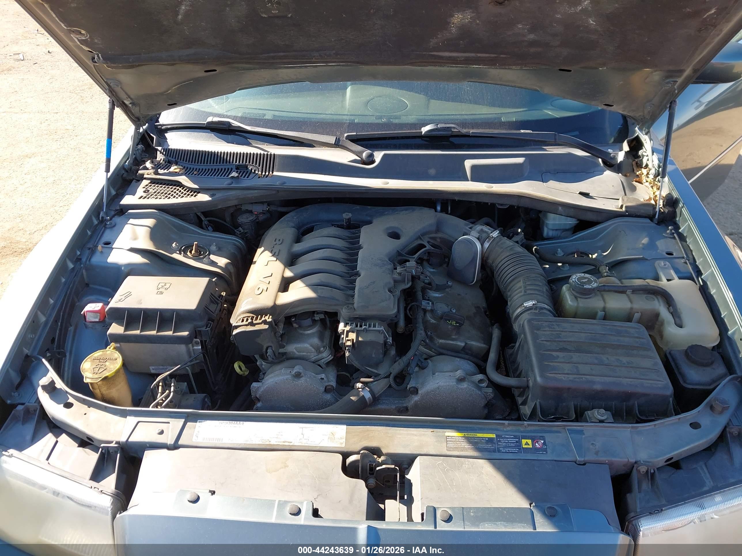 CHRYSLER 300 image 10