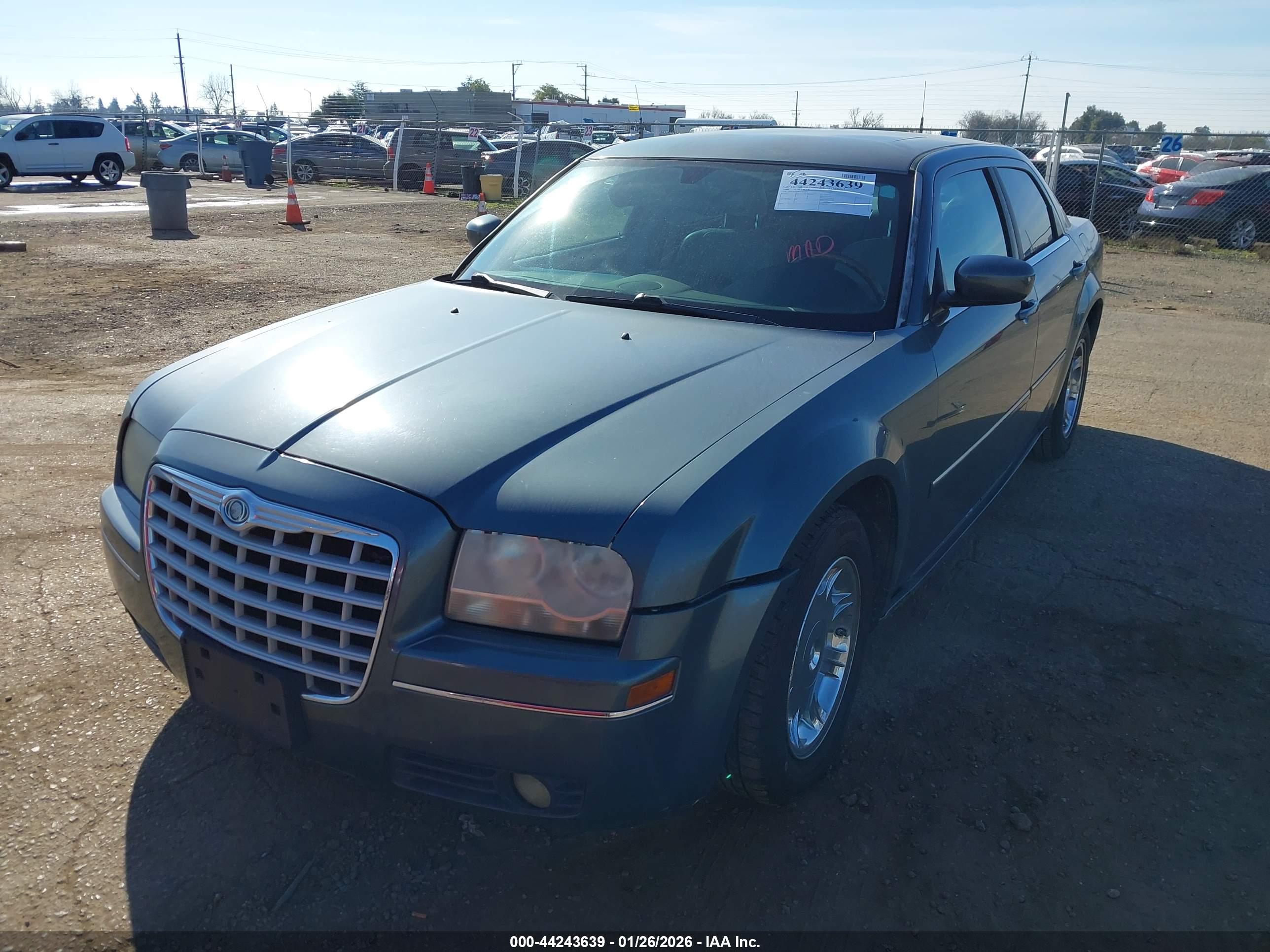 CHRYSLER 300 image 2