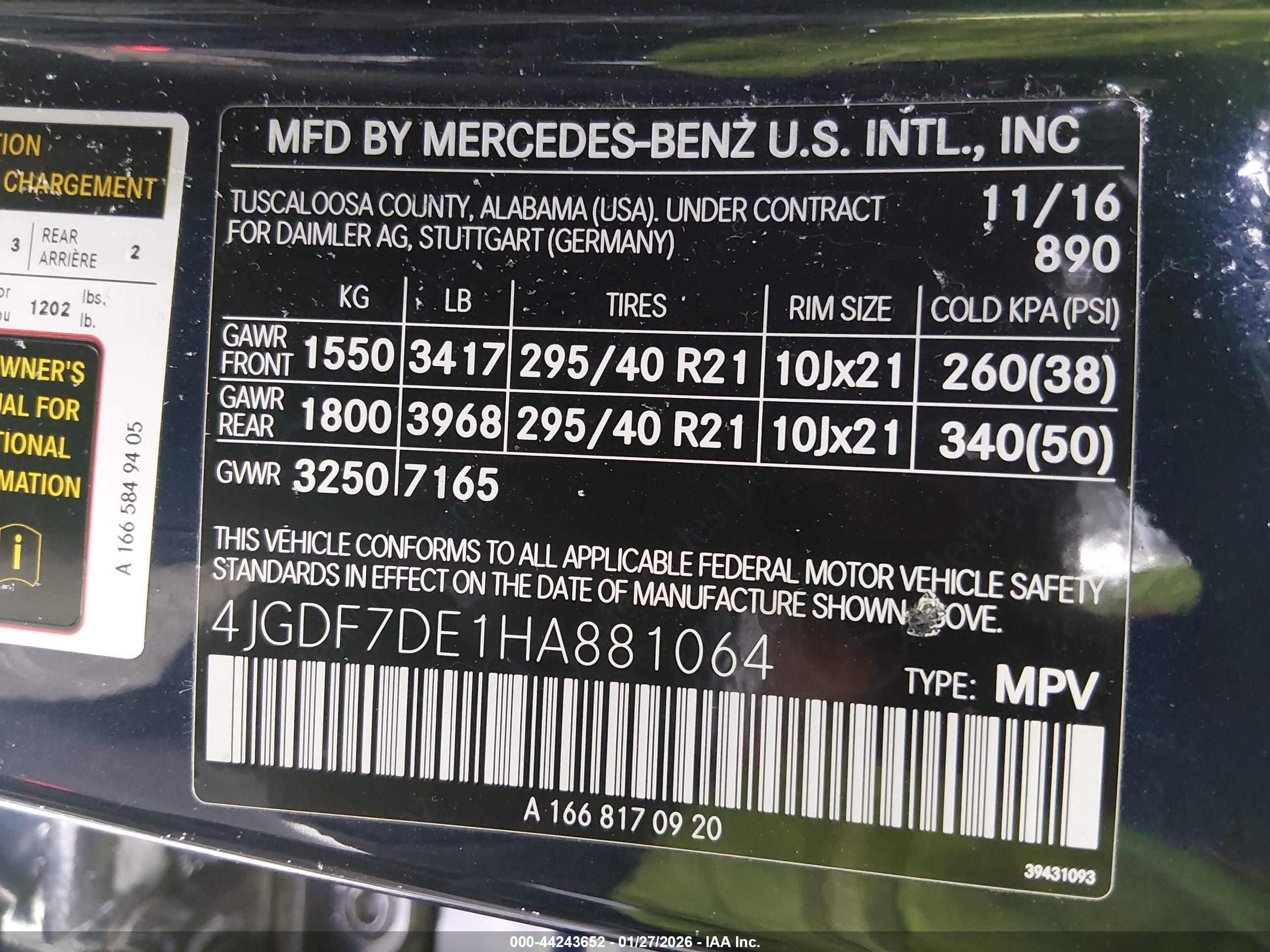 MERCEDES-BENZ GLS image 9