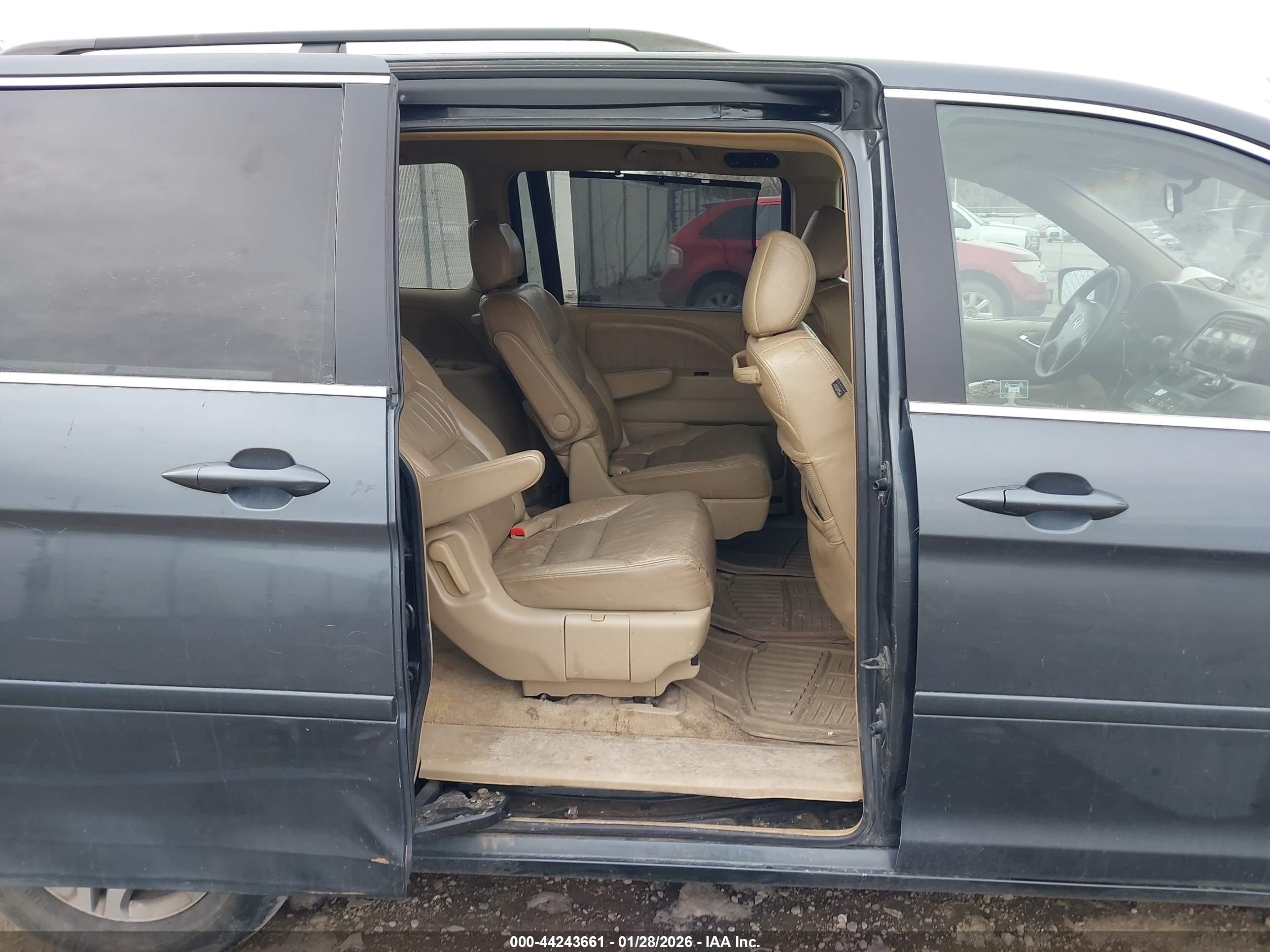 HONDA ODYSSEY image 8