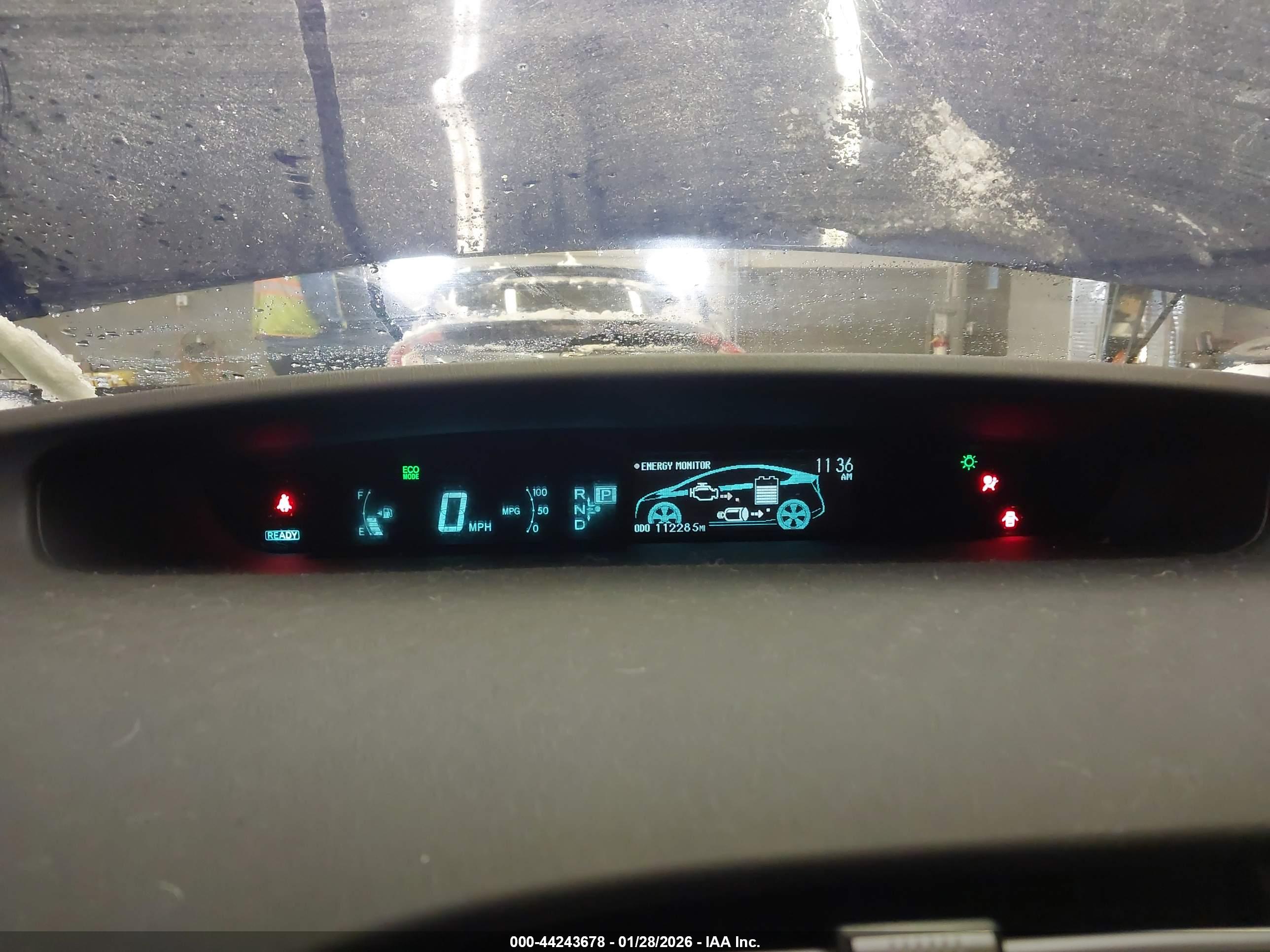 TOYOTA PRIUS image 7