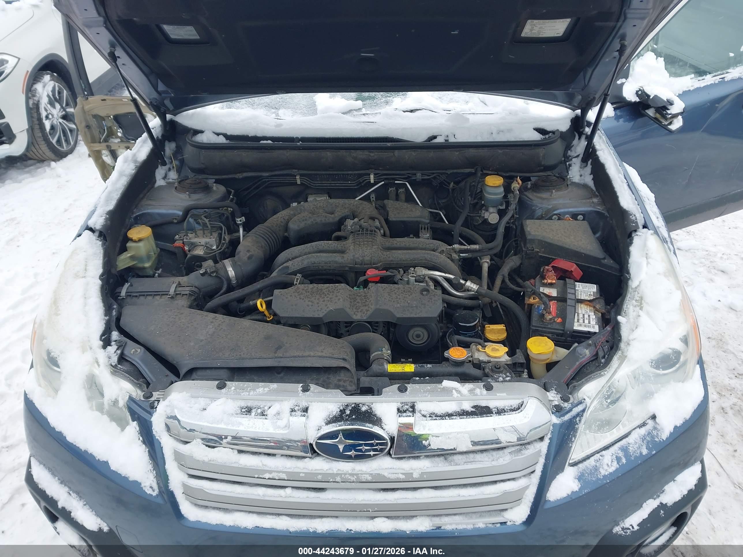 SUBARU OUTBACK image 10