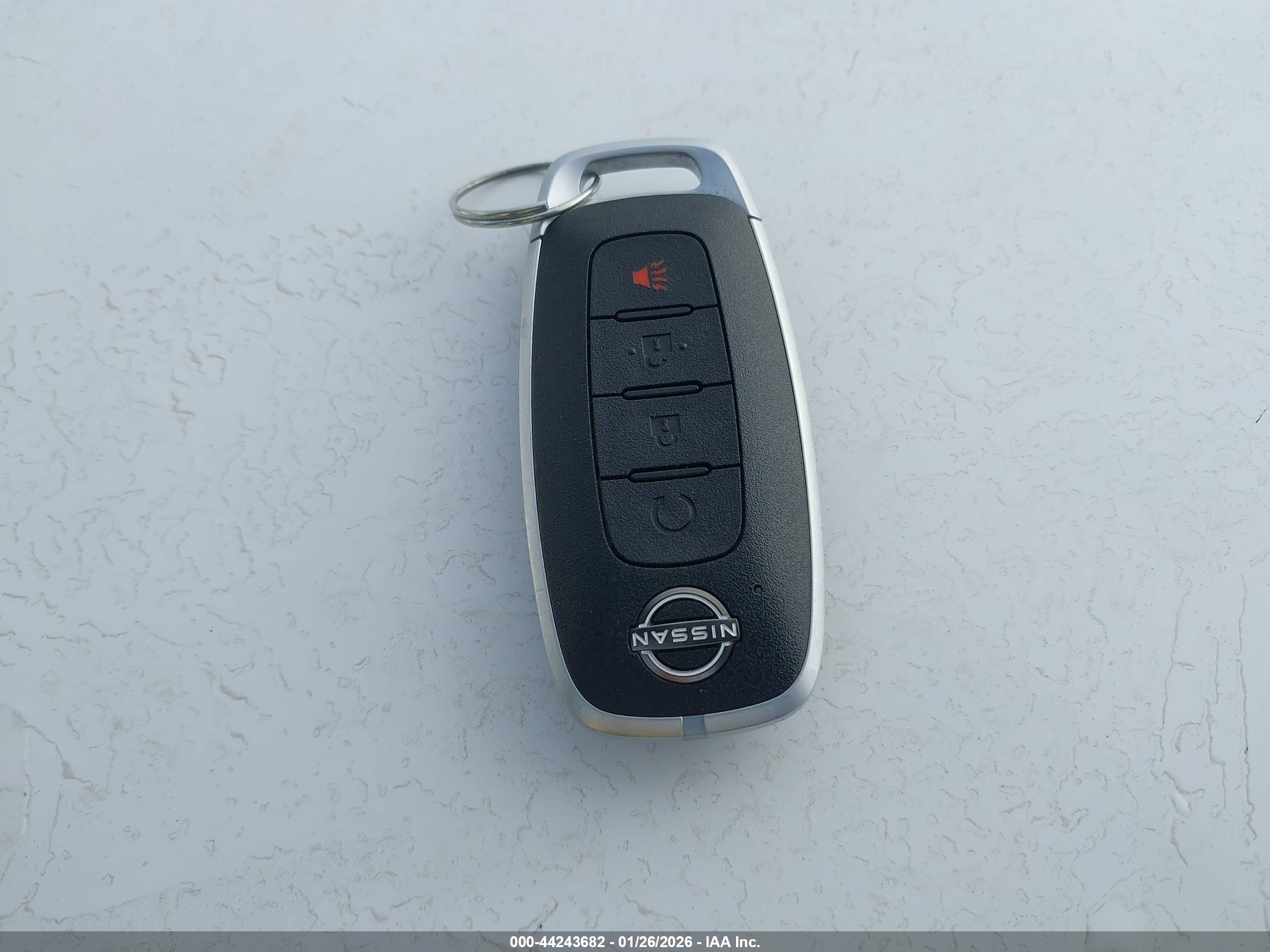 NISSAN ROGUE image 11