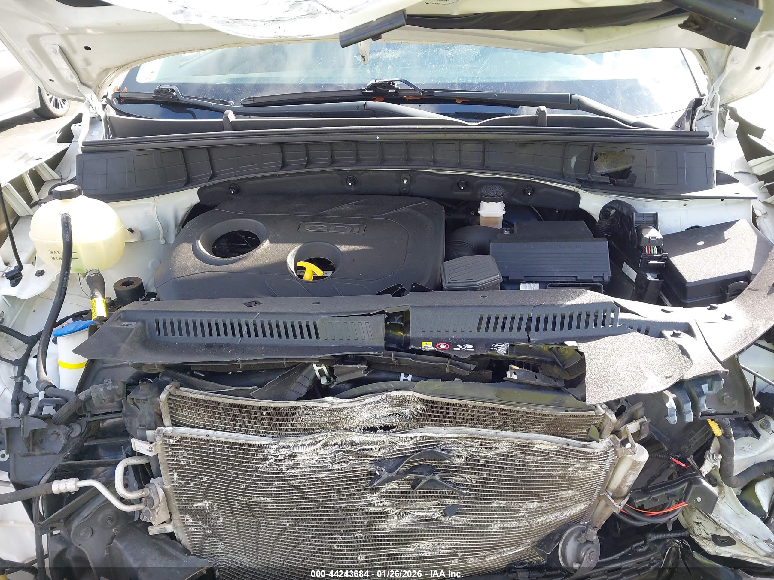 HYUNDAI TUCSON image 10