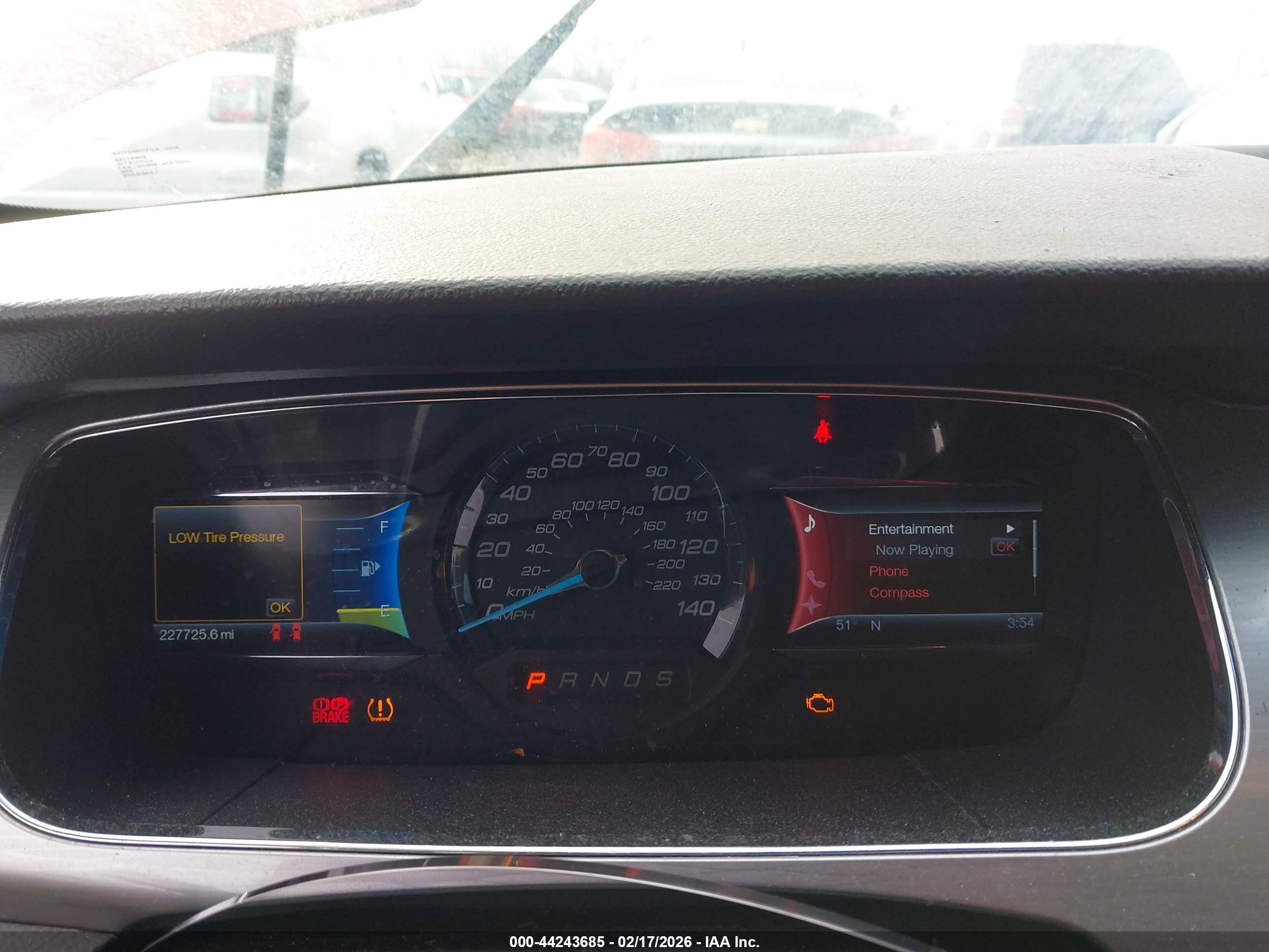 FORD TAURUS image 7