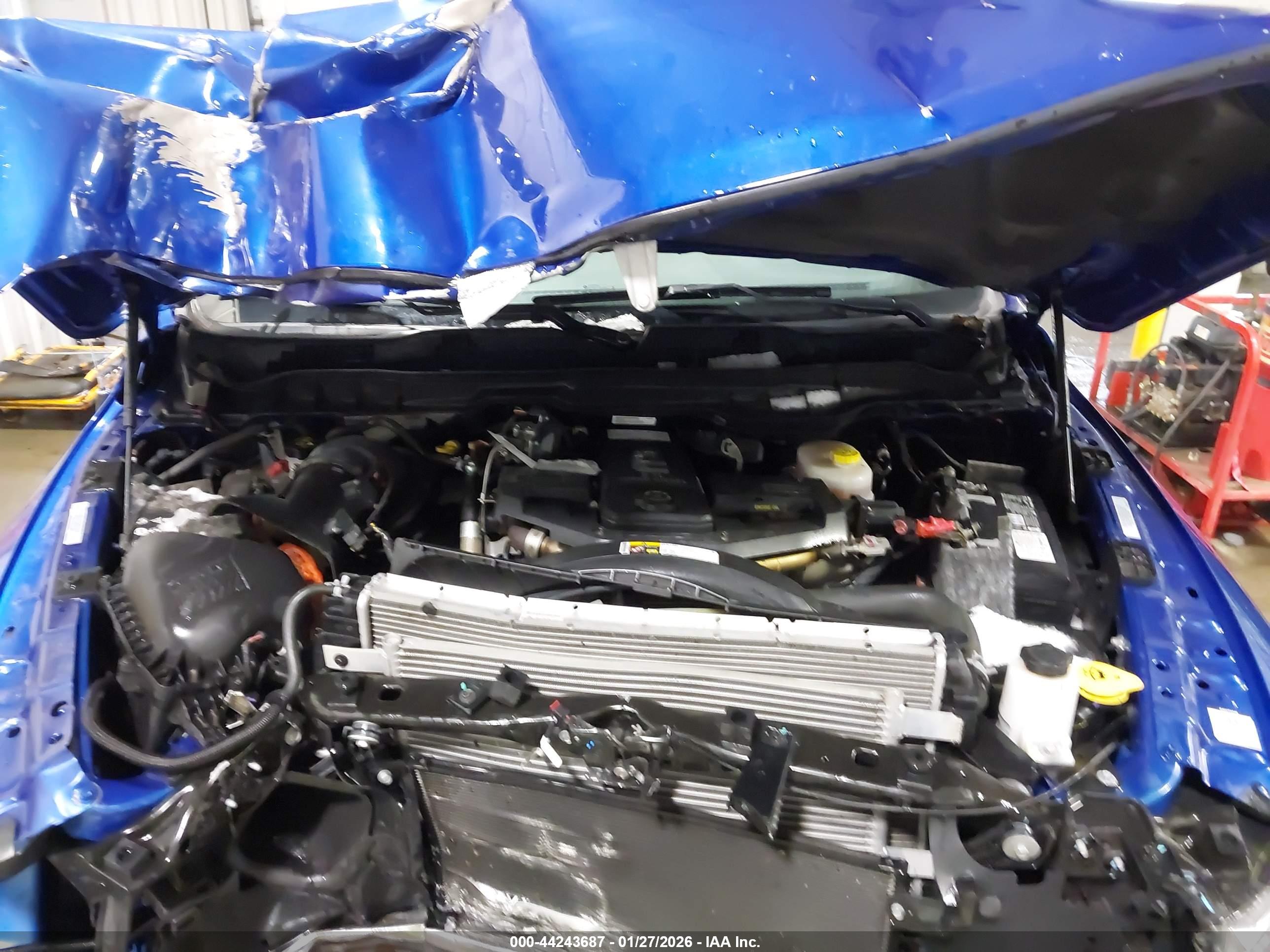 RAM 2500 image 10
