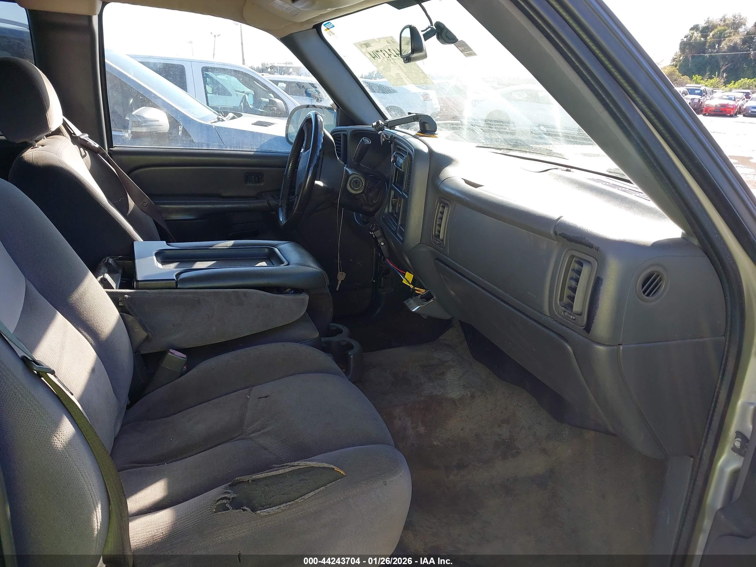 GMC SIERRA image 5