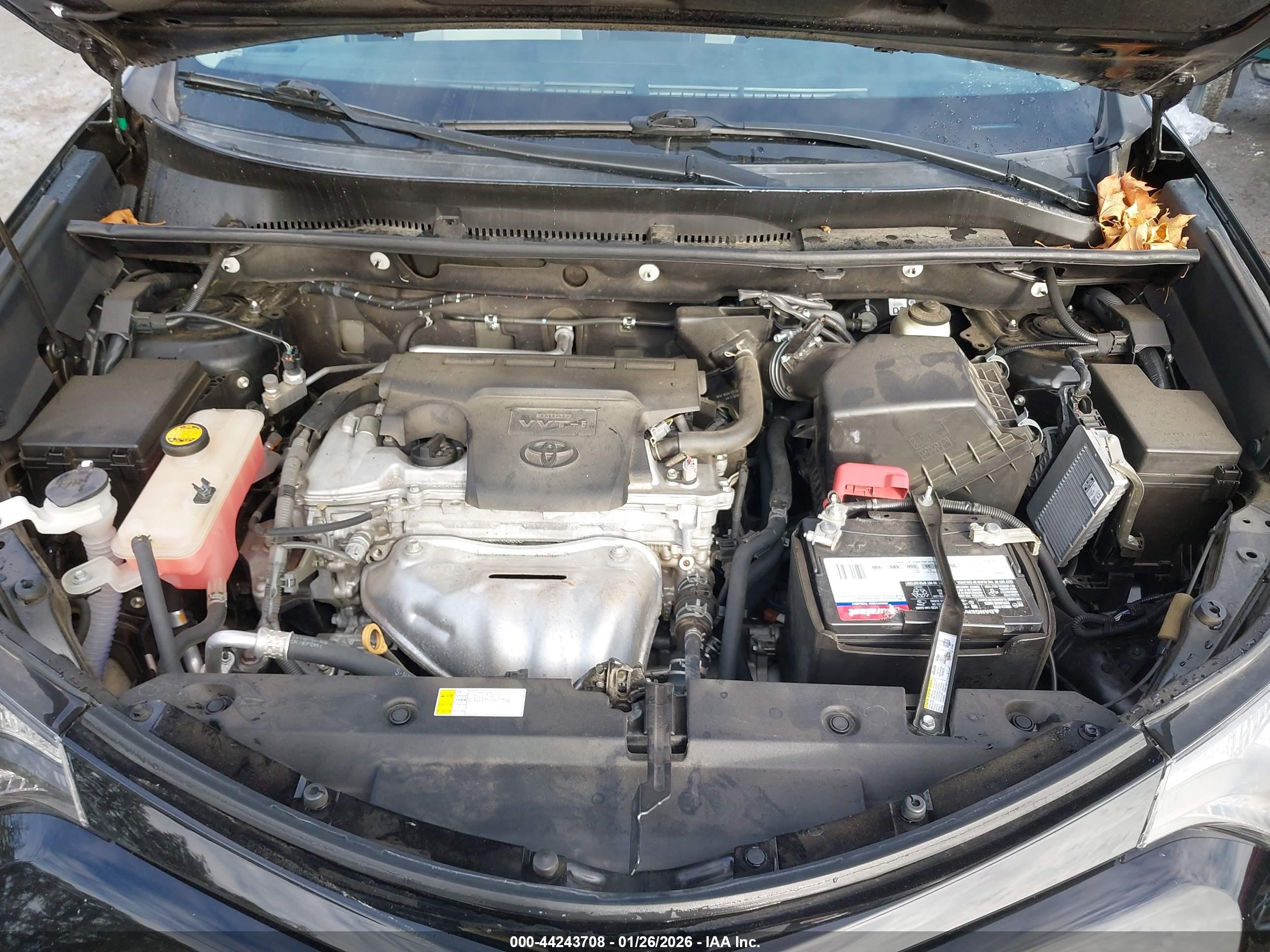 TOYOTA RAV4 image 10