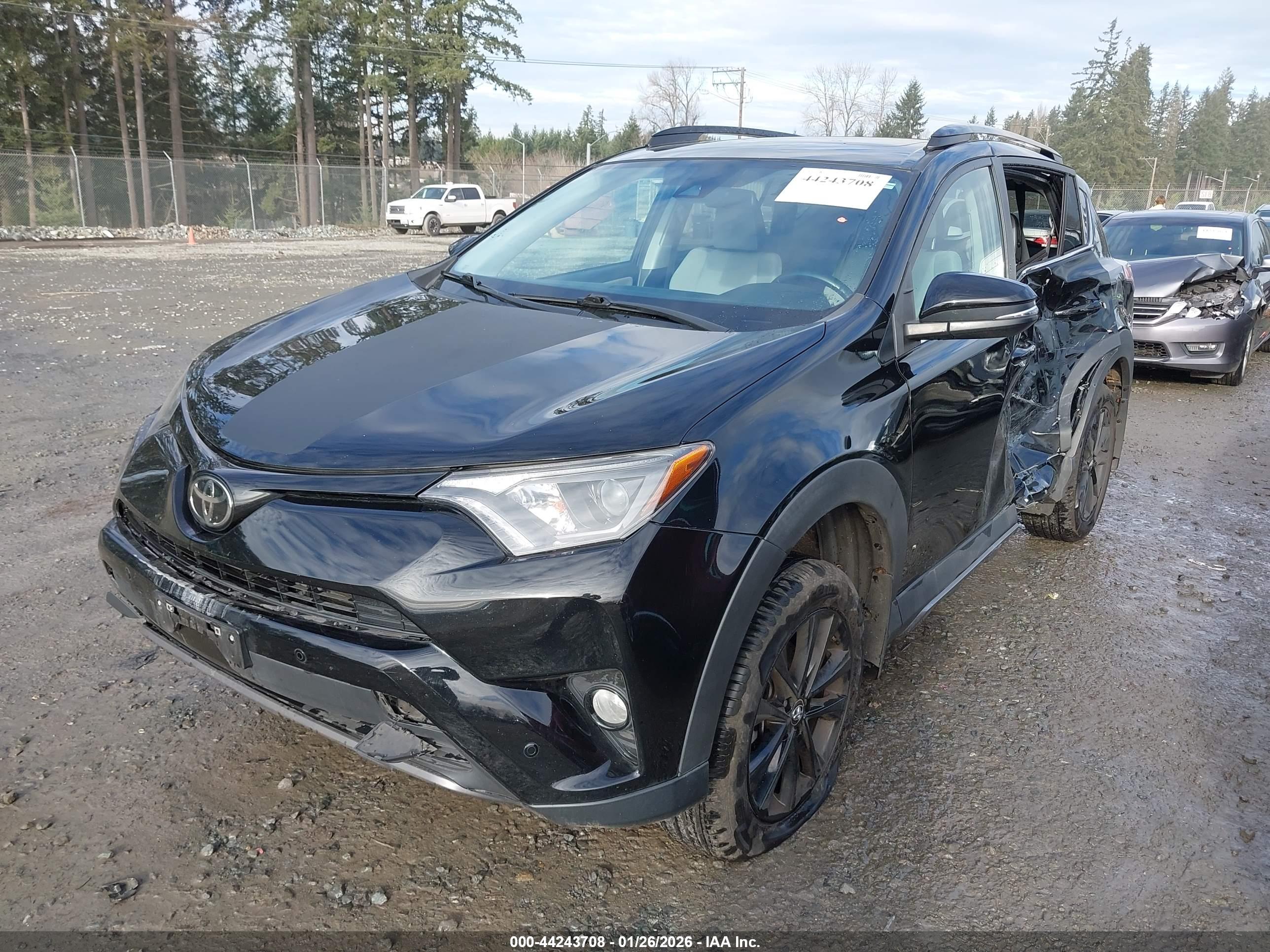 TOYOTA RAV4 image 2