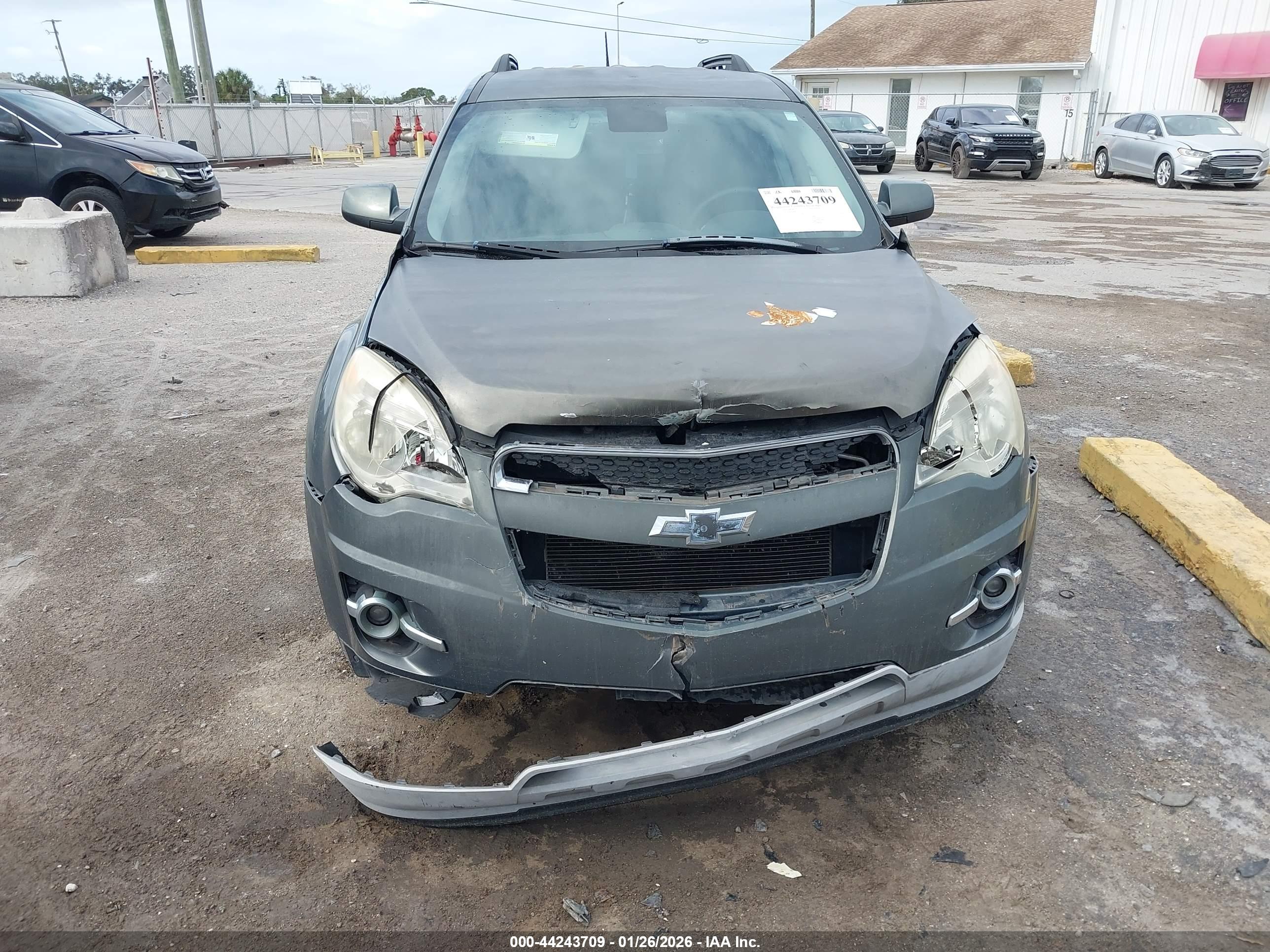 CHEVROLET EQUINOX image 6