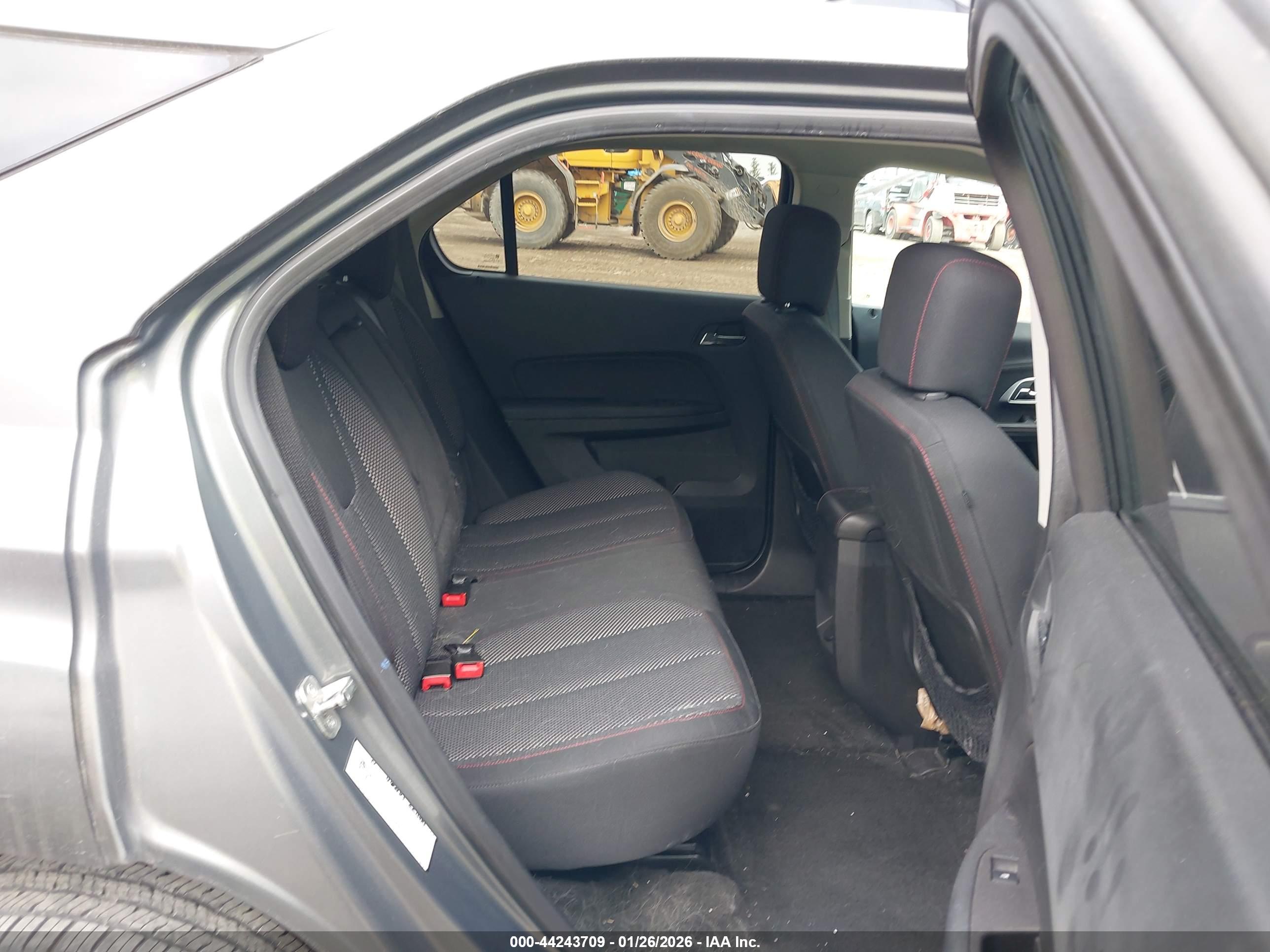 CHEVROLET EQUINOX image 8