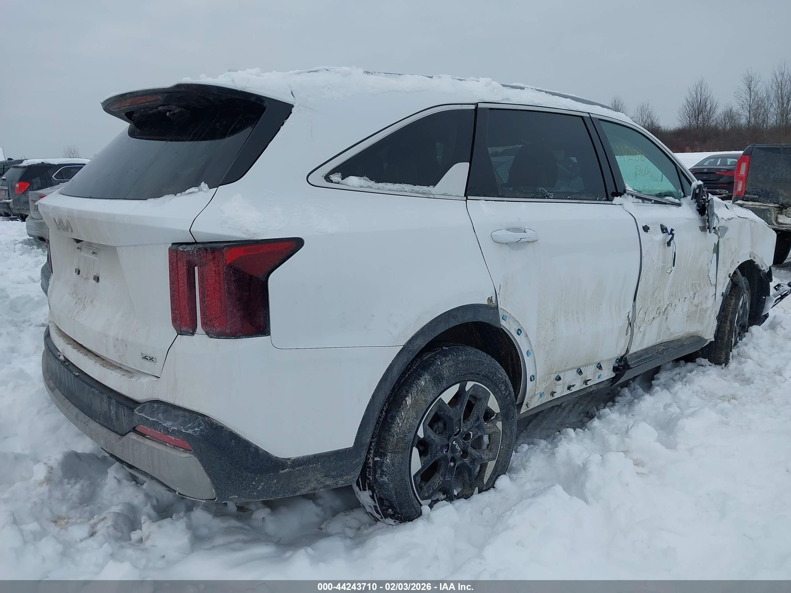 KIA SORENTO image 4
