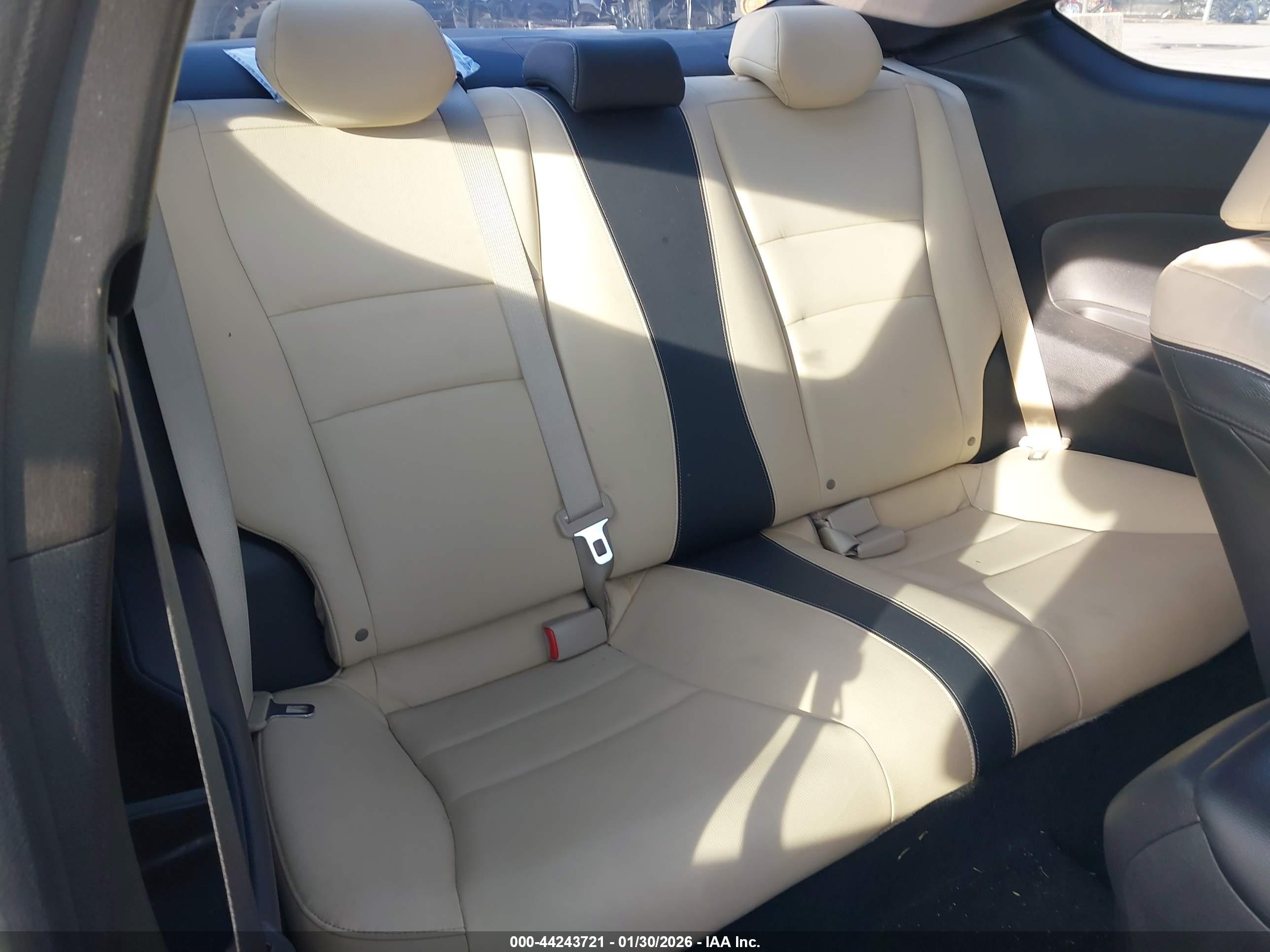 HONDA ACCORD image 8