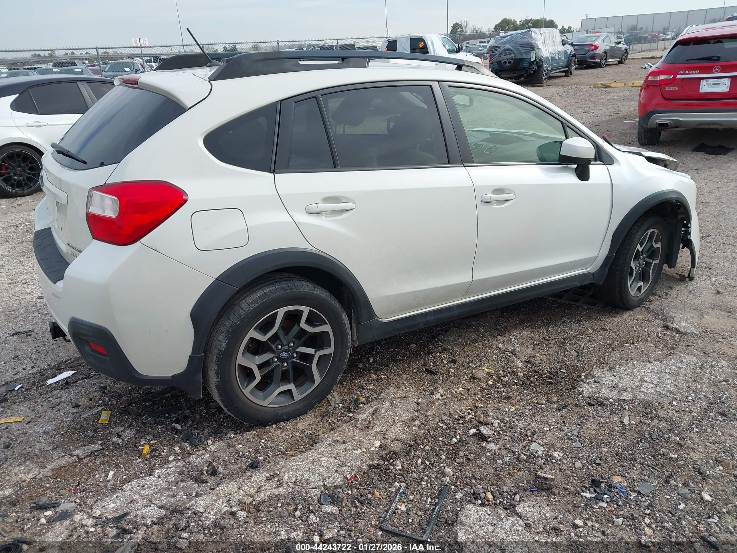 SUBARU CROSSTREK image 4