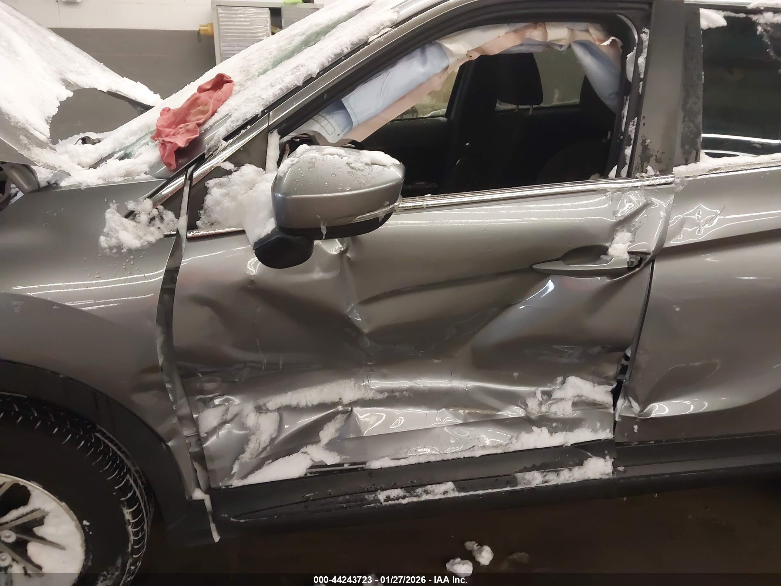 MITSUBISHI ECLIPSE image 6