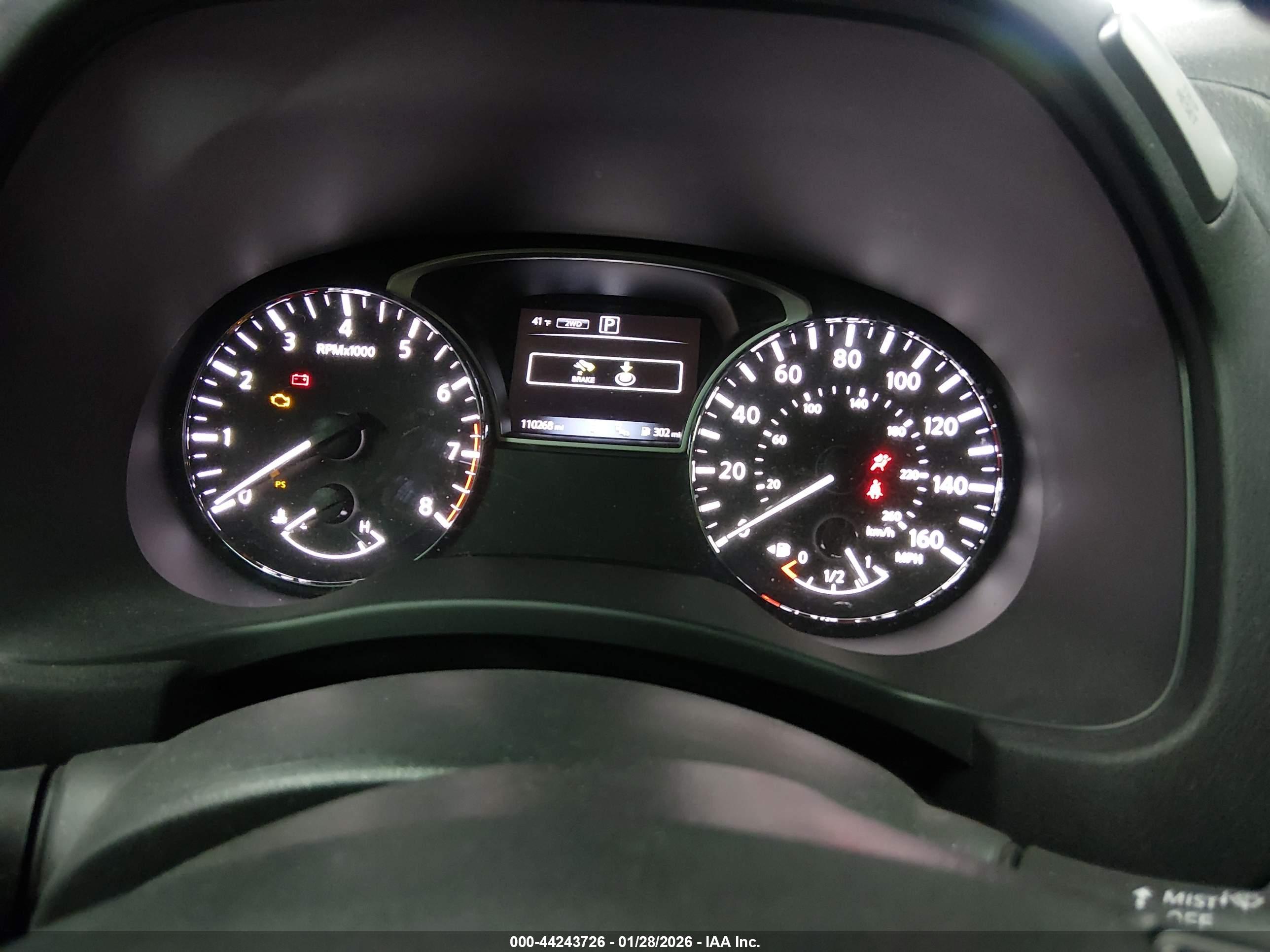 NISSAN PATHFINDER image 7