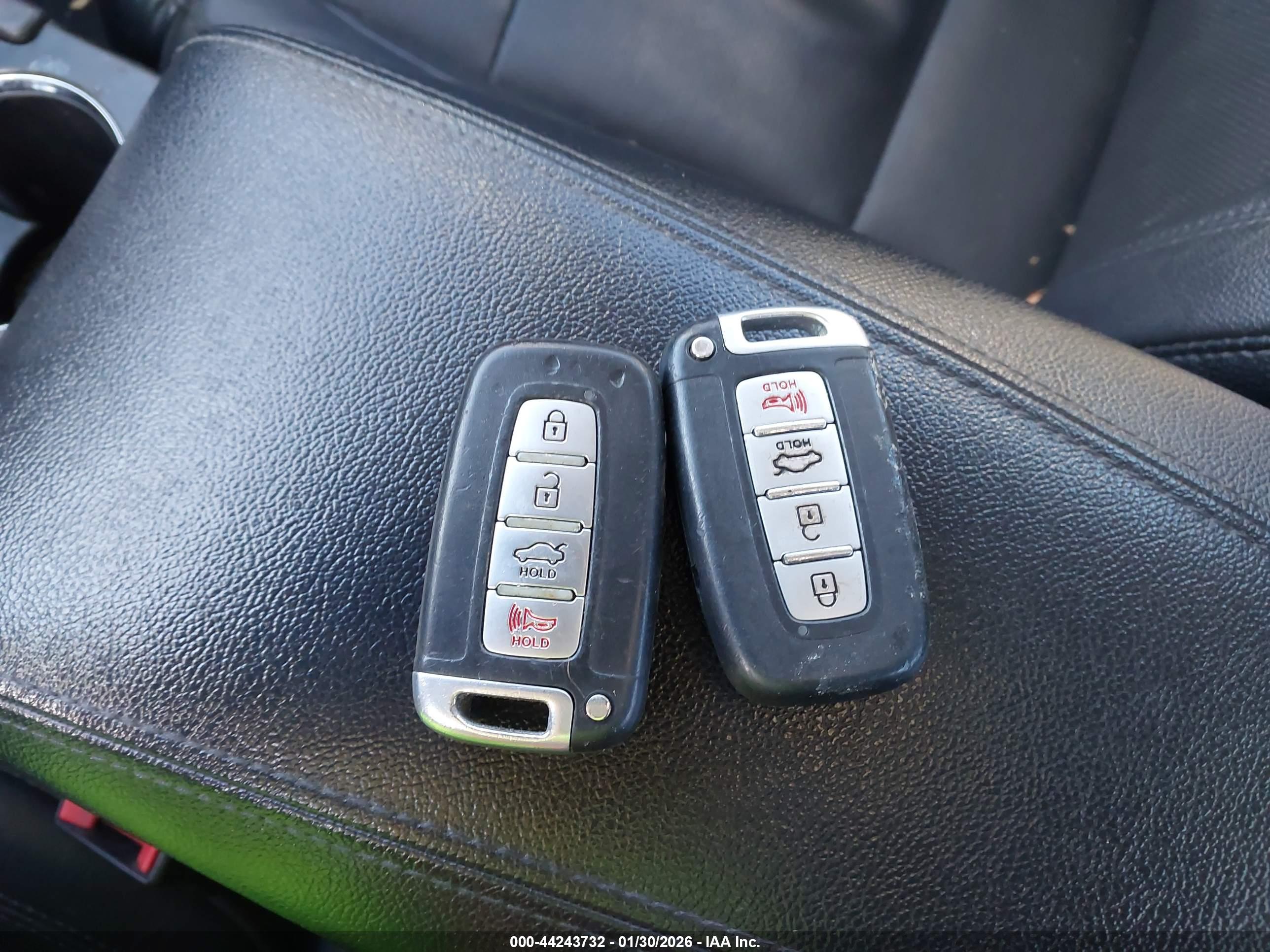 HYUNDAI SONATA image 11