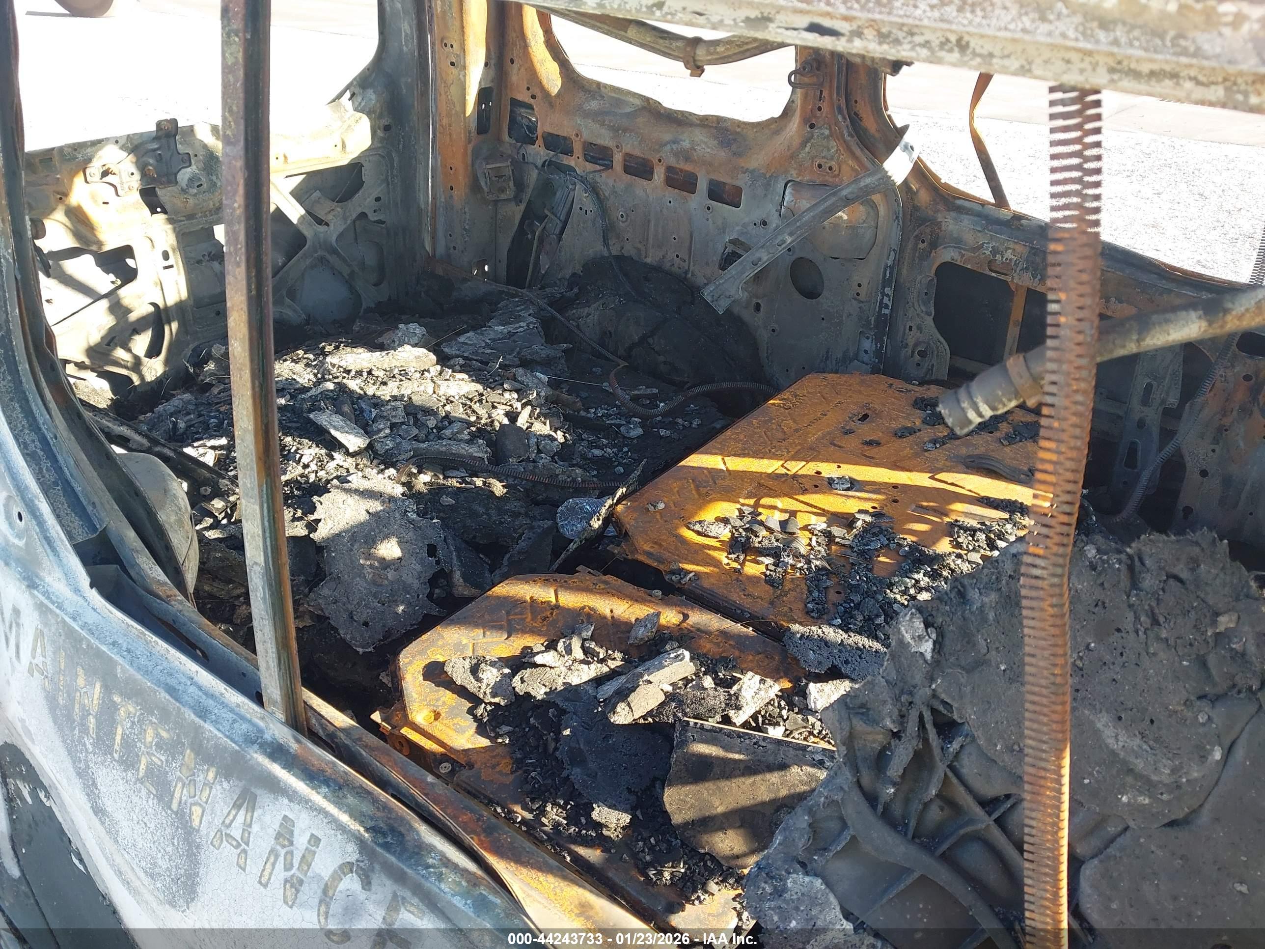 FORD TRANSIT image 8