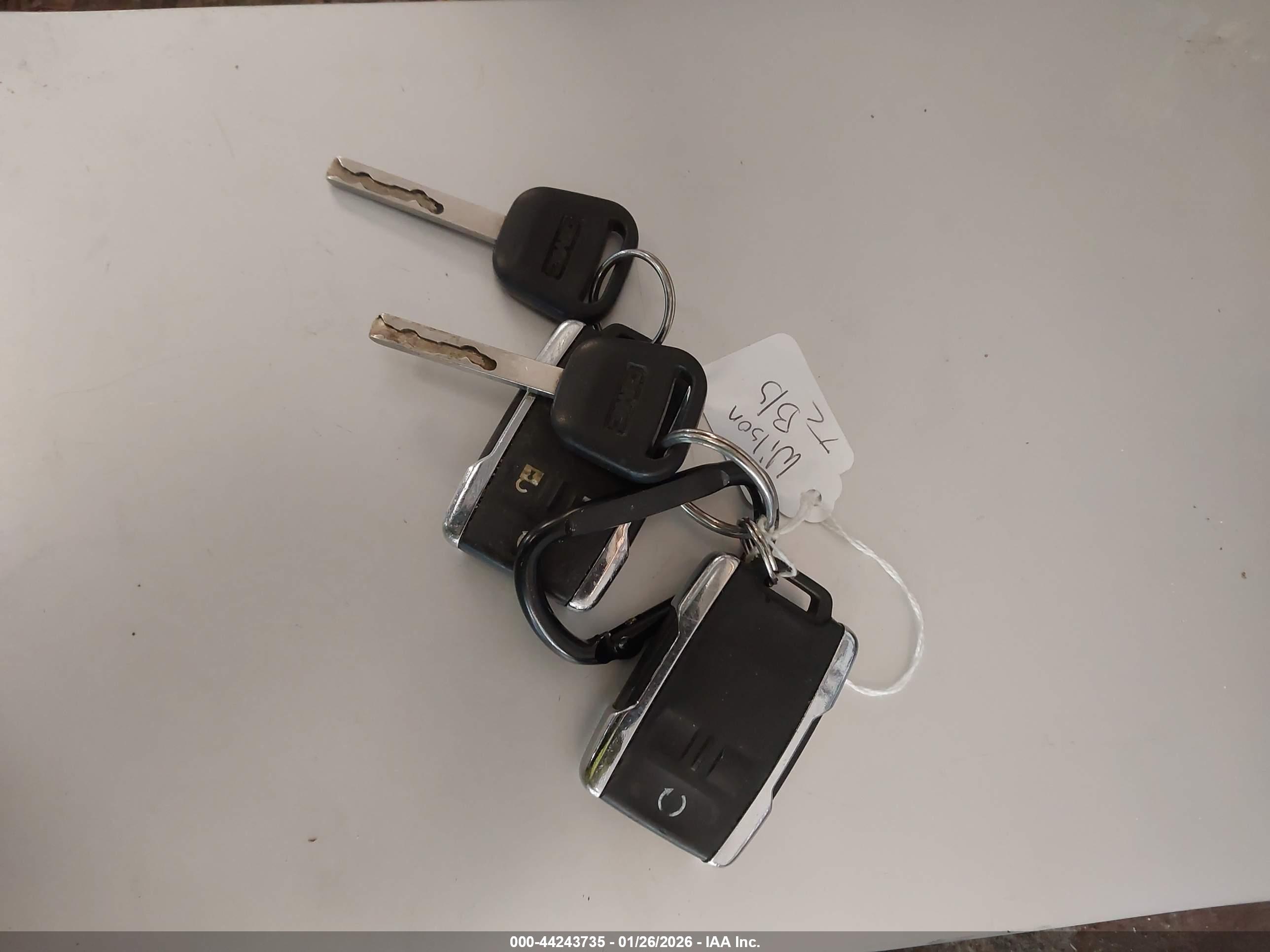GMC SIERRA image 11