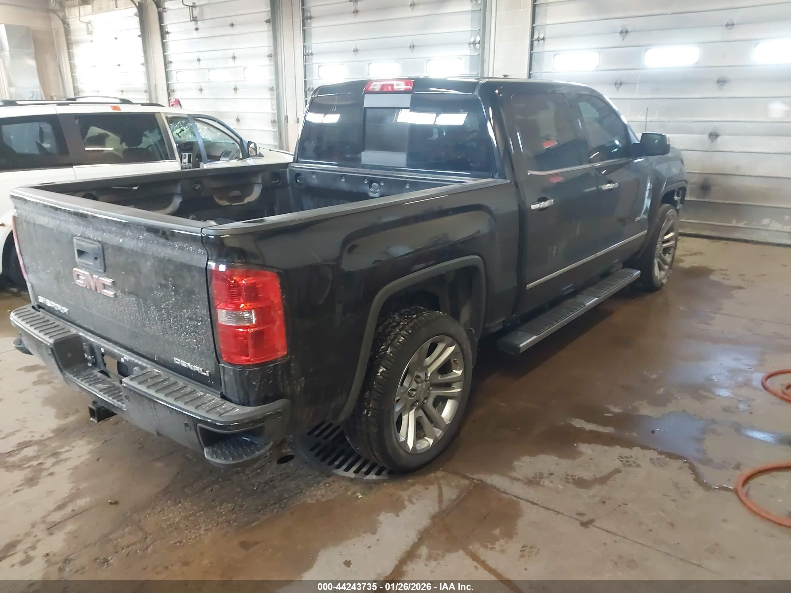 GMC SIERRA image 4