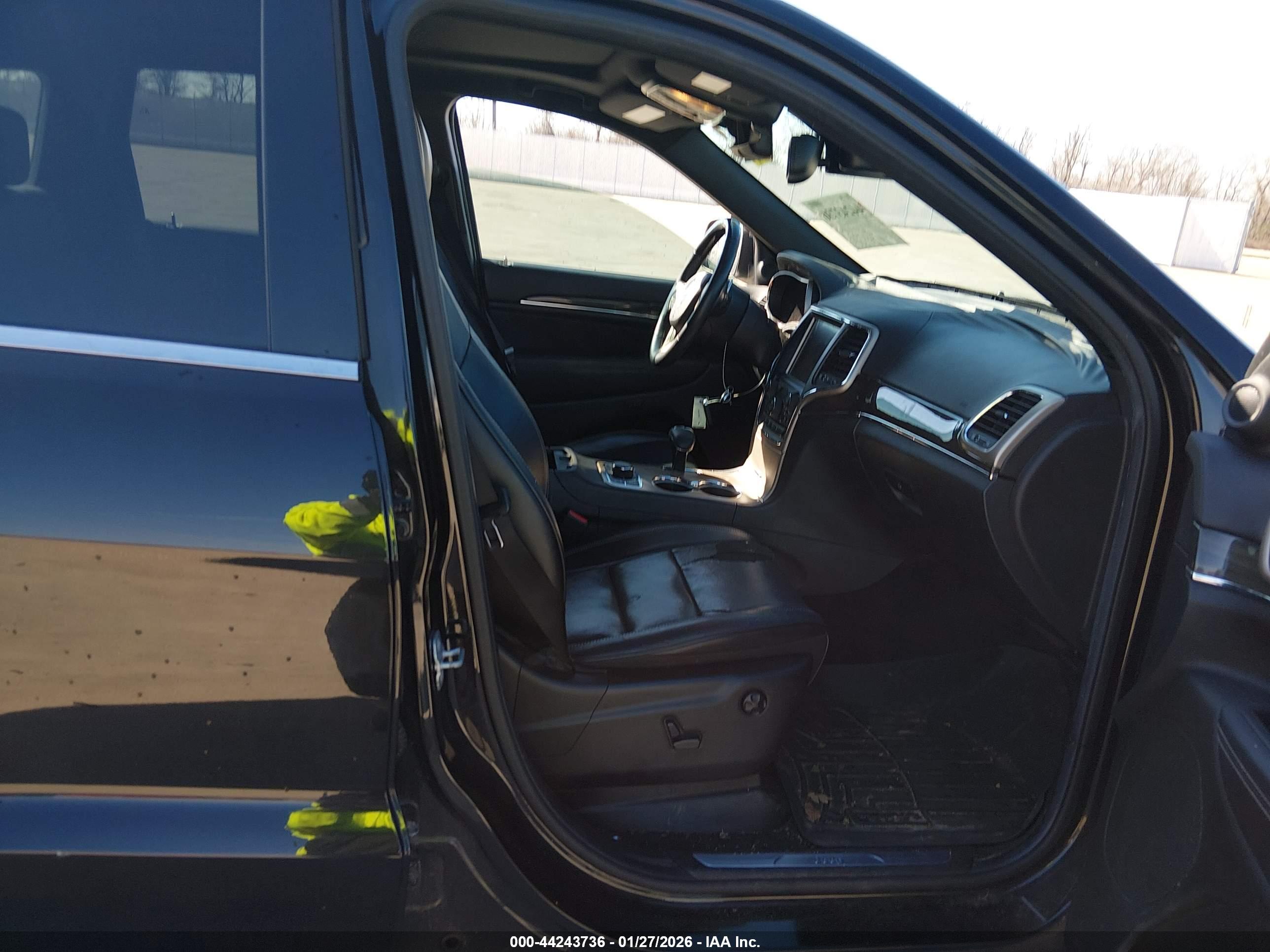 JEEP GRAND image 5