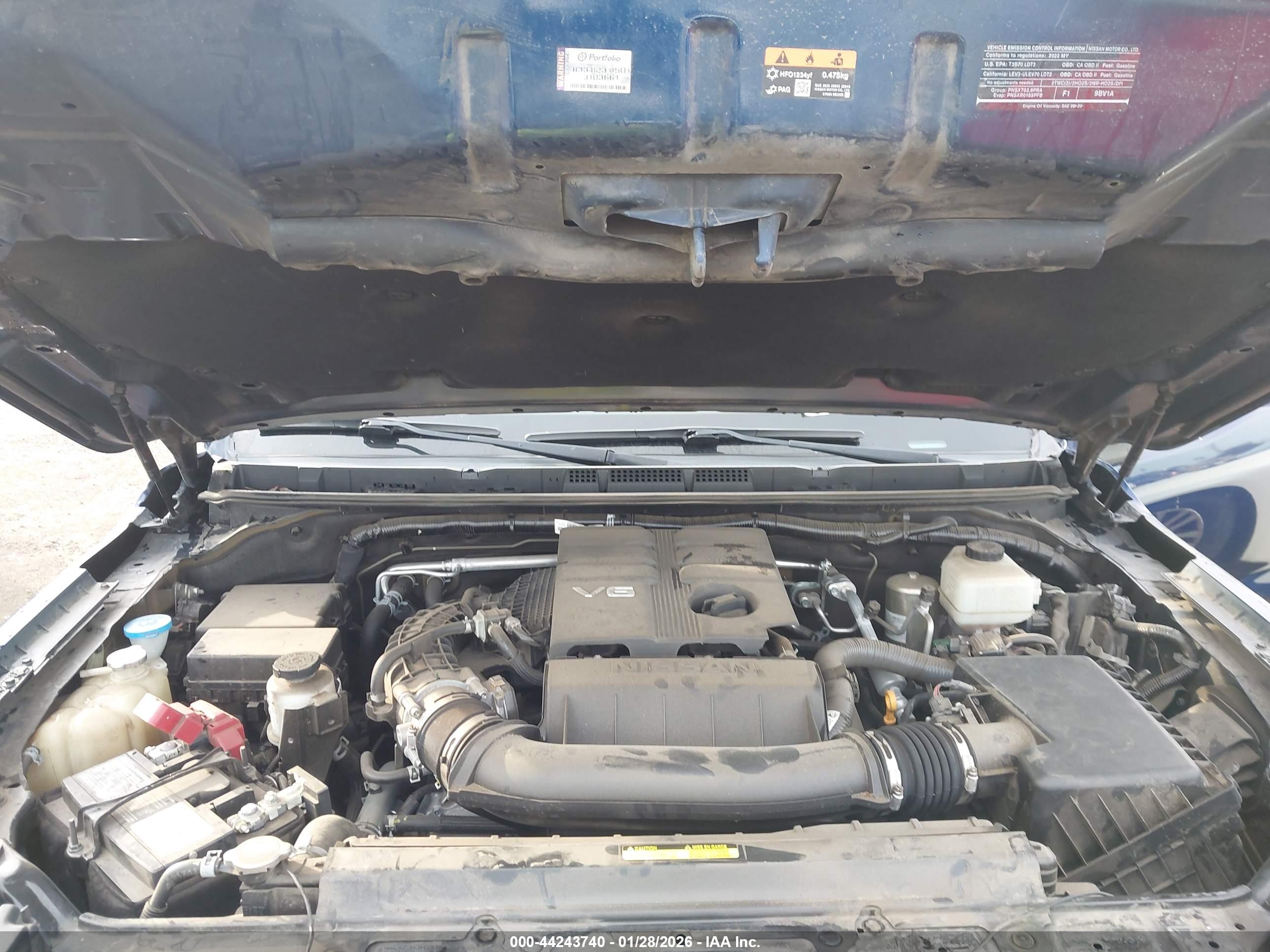 NISSAN FRONTIER image 10
