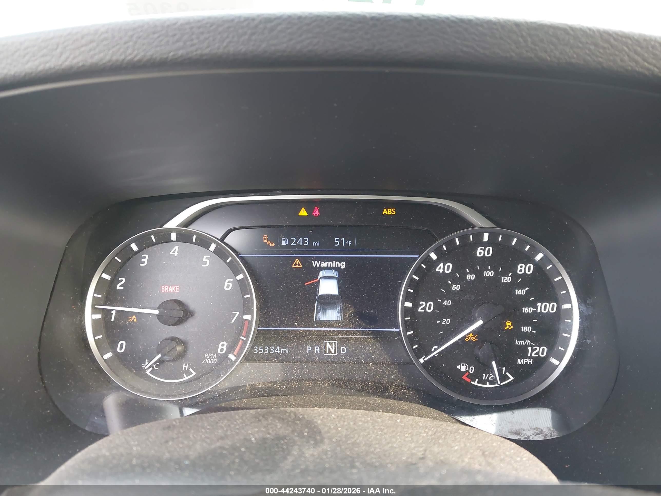 NISSAN FRONTIER image 7