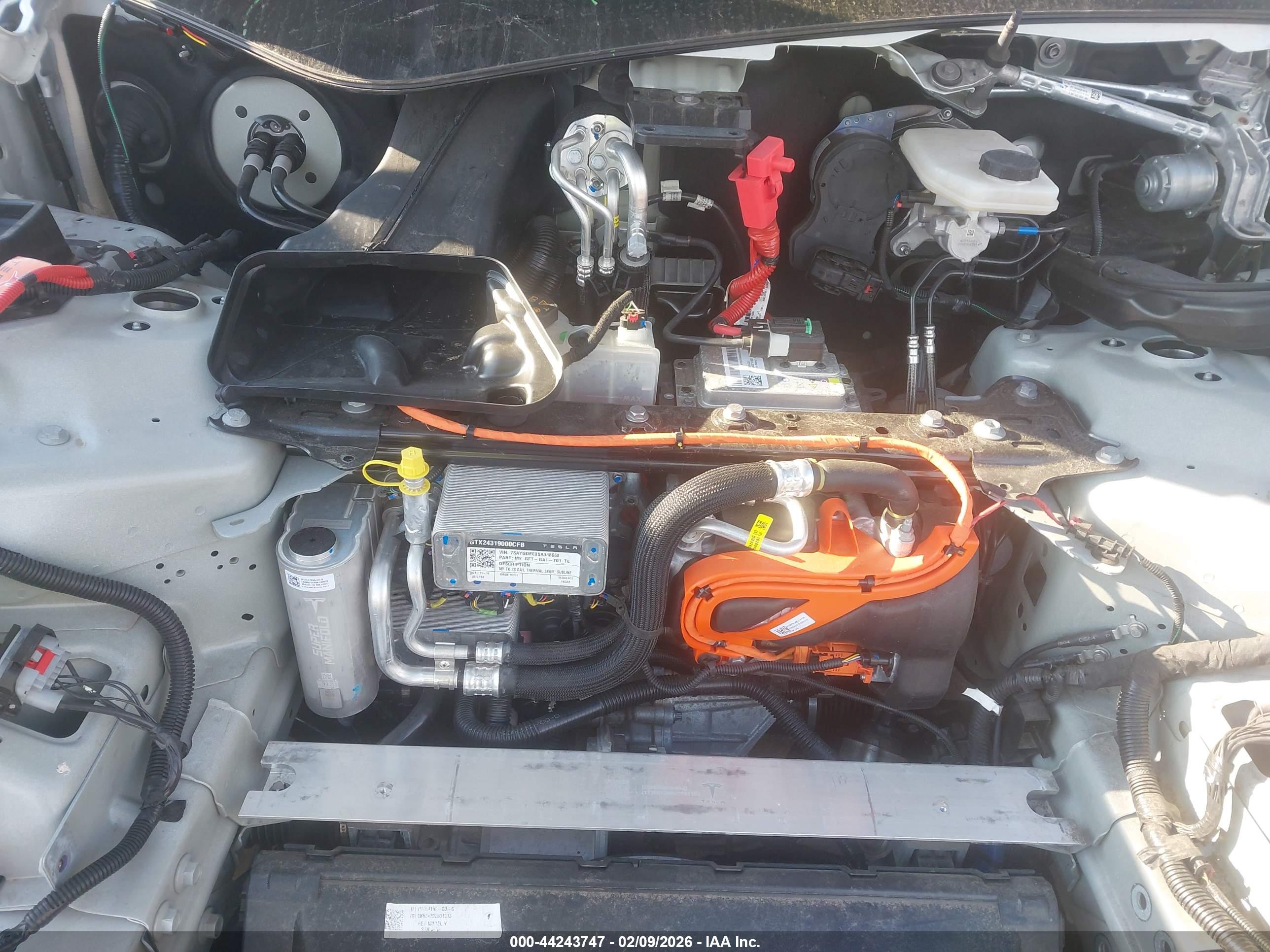 TESLA MODEL image 10