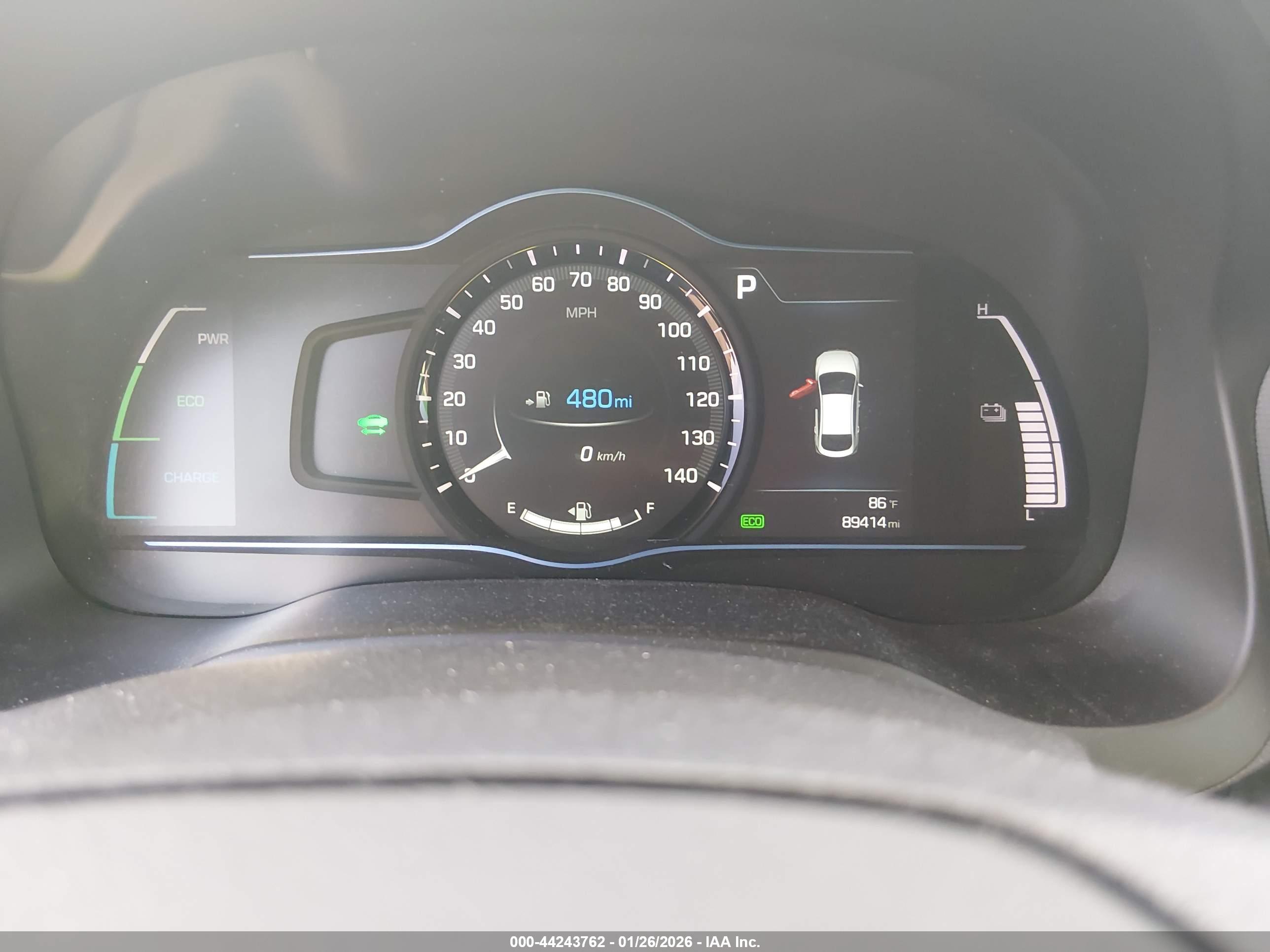HYUNDAI IONIQ image 7
