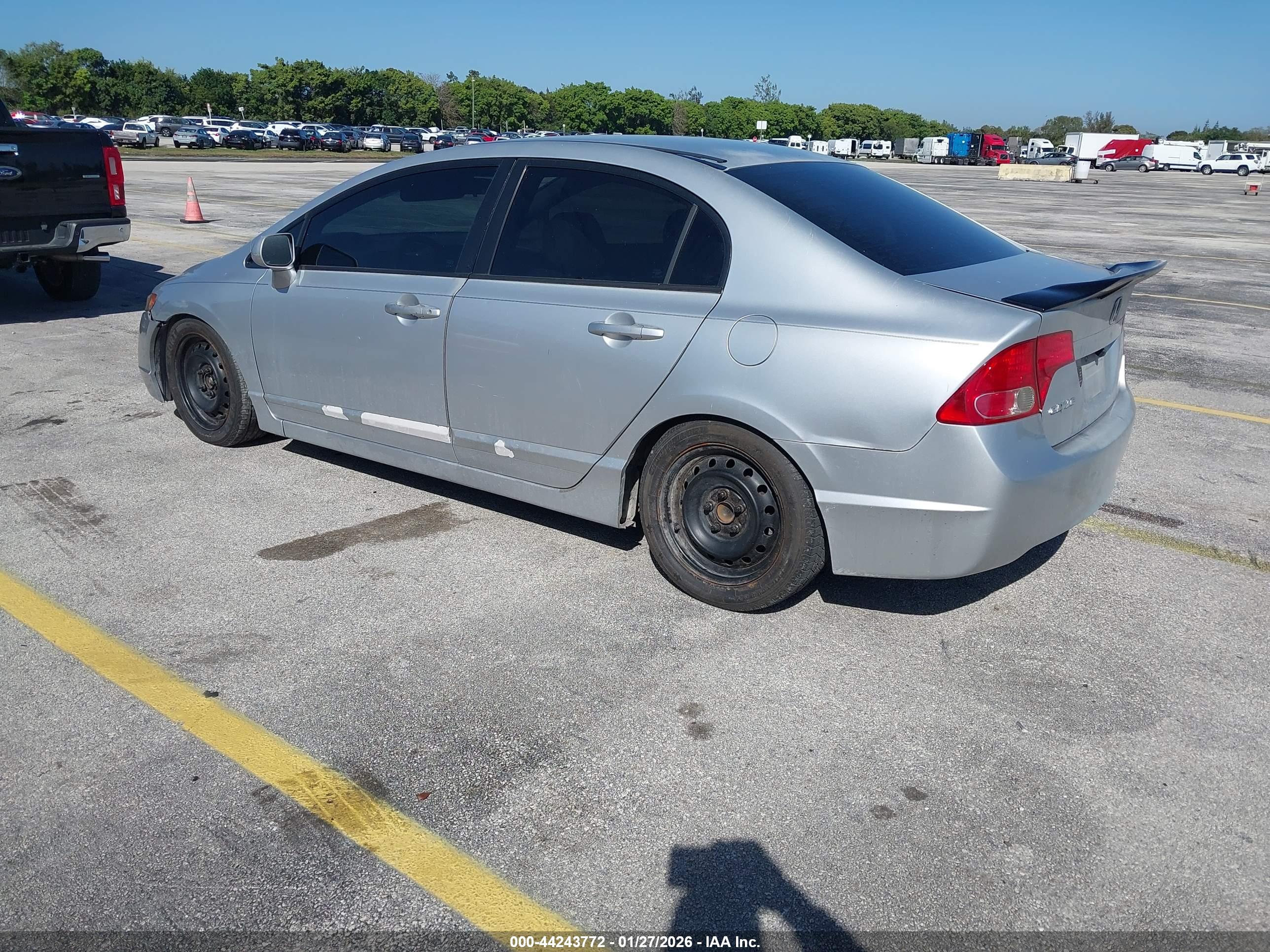 HONDA CIVIC image 3